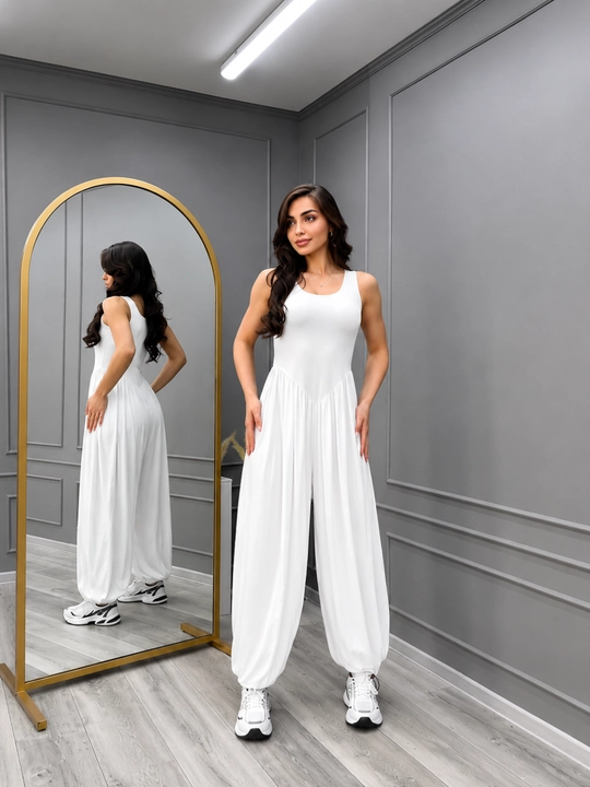 Ayollar uchun oversize kombinezon keng shimli va cho‘ntakli