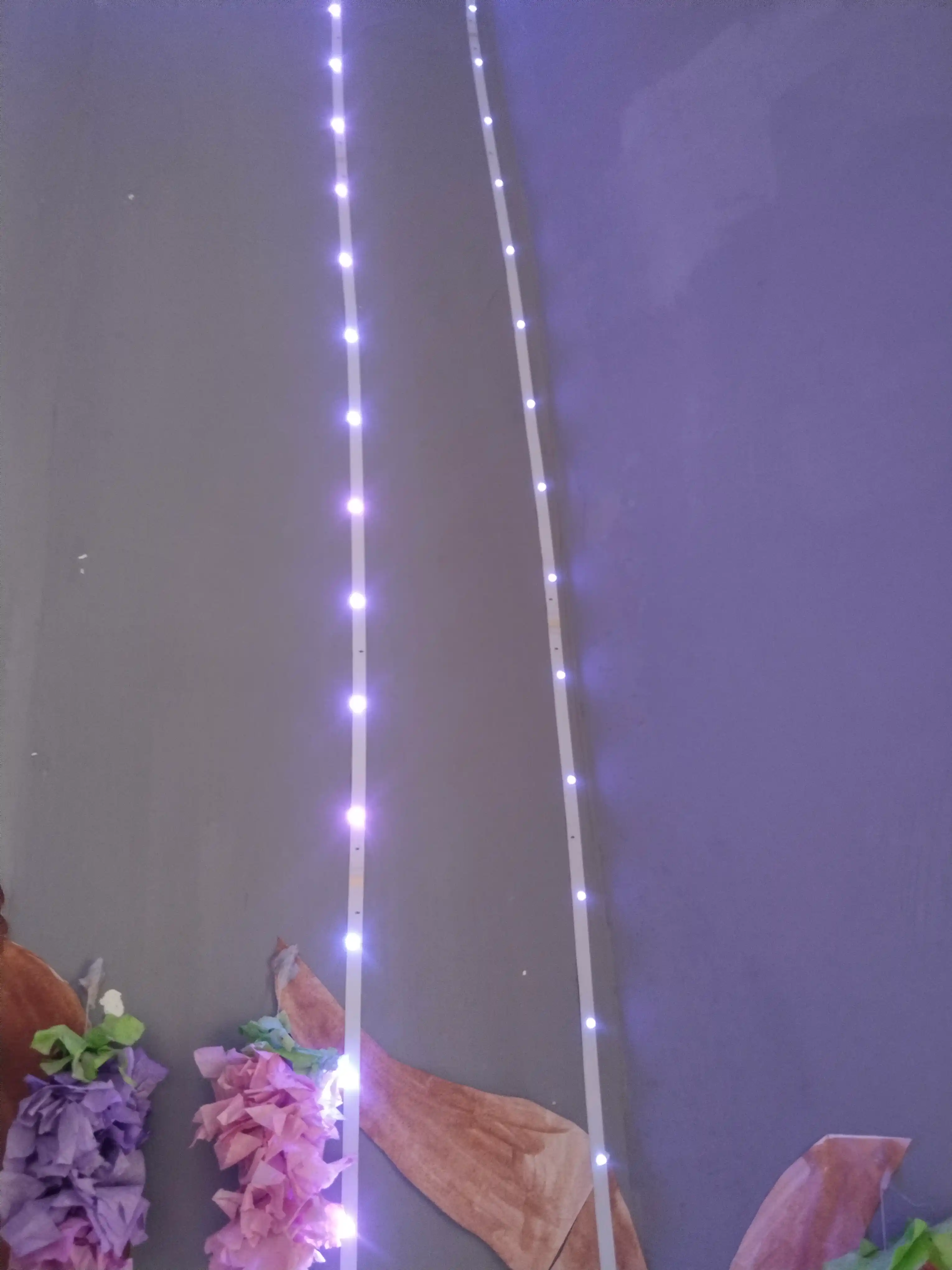RGB LED yoritgichli lenta ko'p rangli