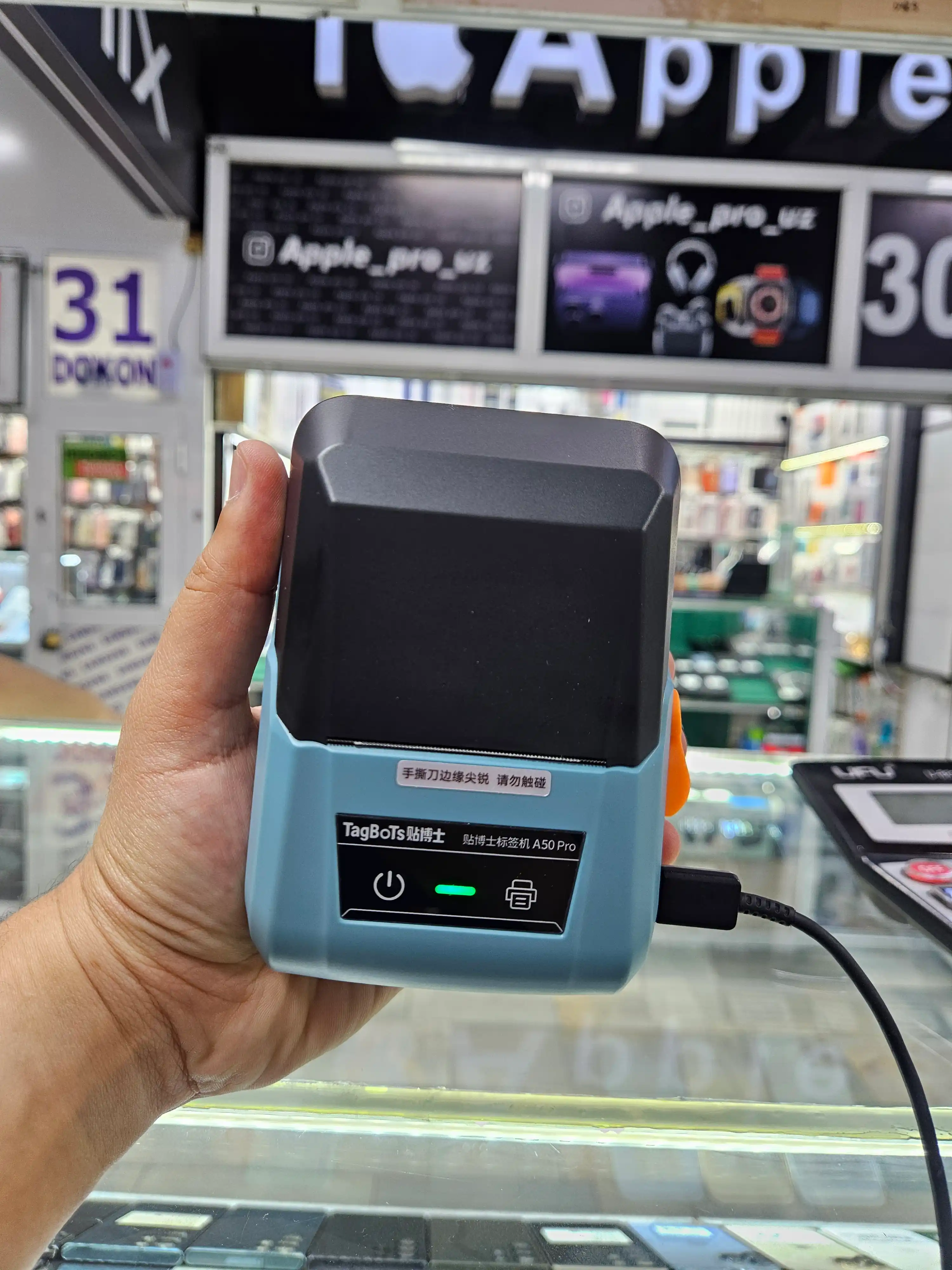 Термопринтер этикеток и квитанций TAGBOTS A50 PRO  мини-термопринтер этикеток портативный