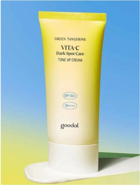 Goodal  Солнцезащитный крем с витамином С Gooda Vita C Dark Spot Tone Up Sun Cream SPF50+