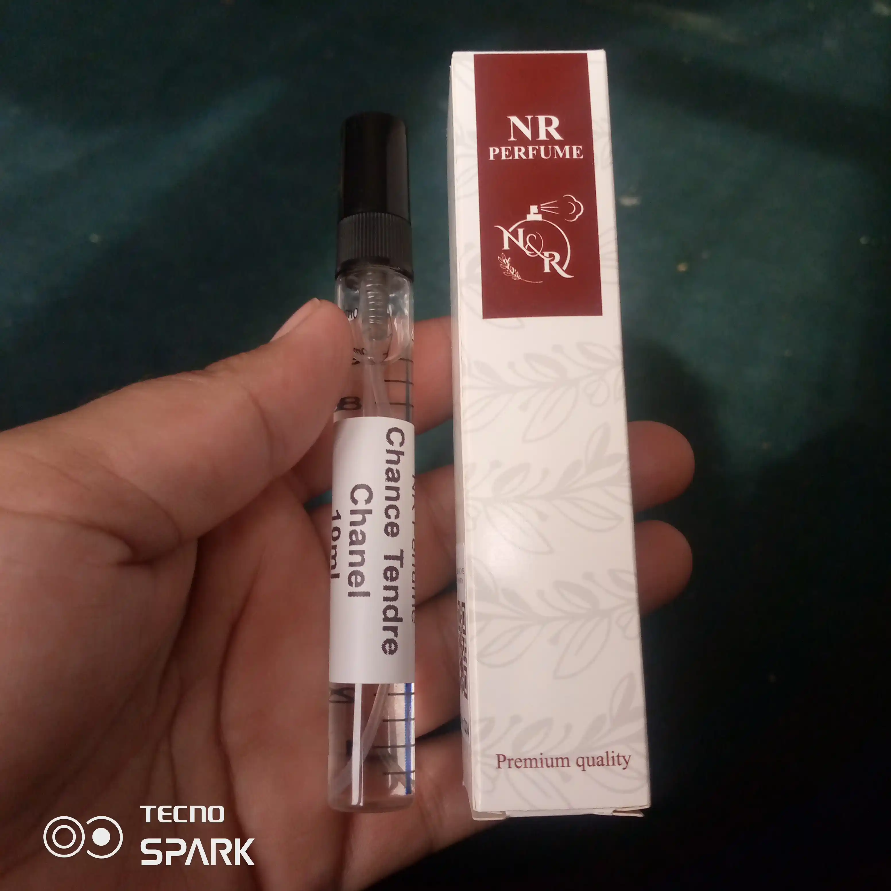 Atir Chanel Chance Tendre ayollar uchun, Fransiya