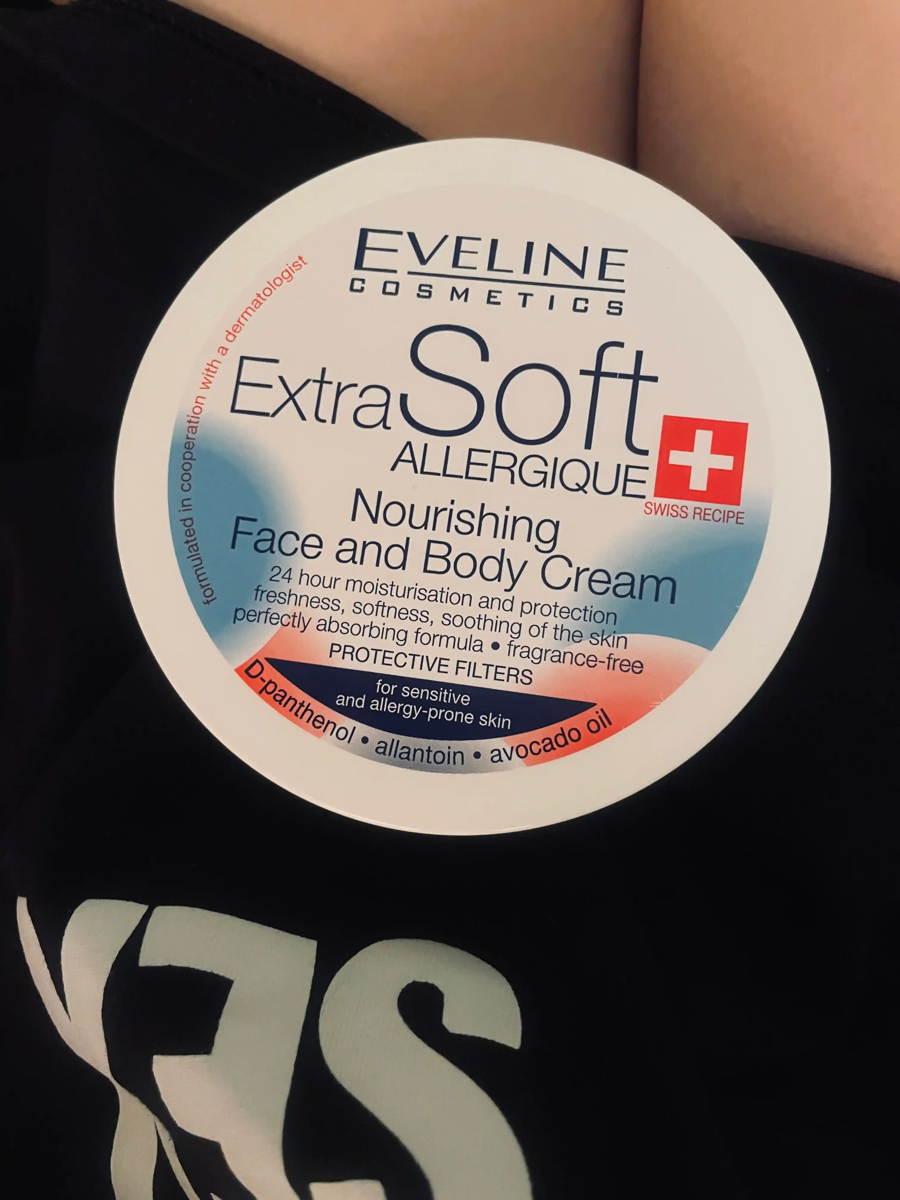 EVELINE COSMETICS EXTRA SOFT ALLERGIQUE, SOS, BIO, NOURISHING yuz va tana kremi, 200 ml