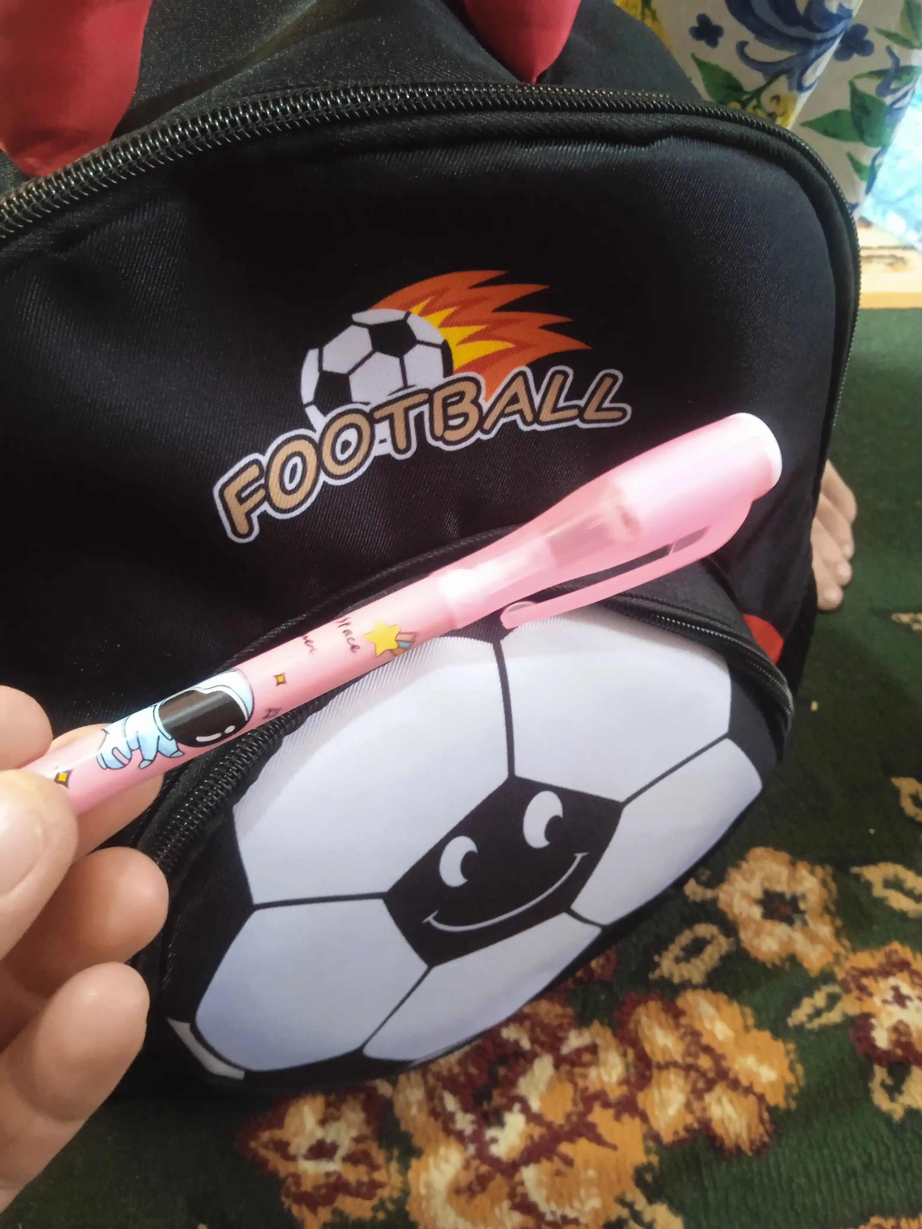 Bolalar ryukzagi, sumkasi, turli dizayn va ranglarda