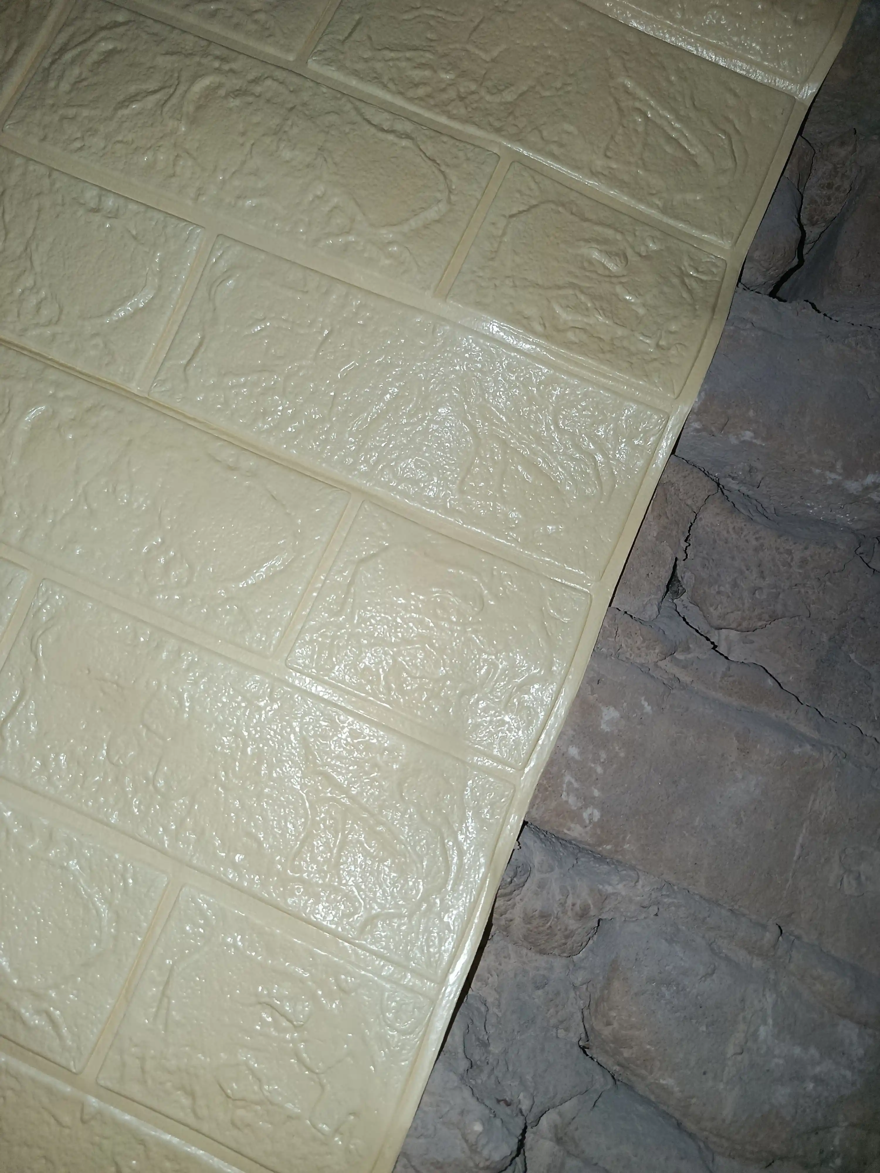 Devor uchun varaqli panellar, o‘z-o‘ziga yopishuvchi, plitka uslubida 3D oboy