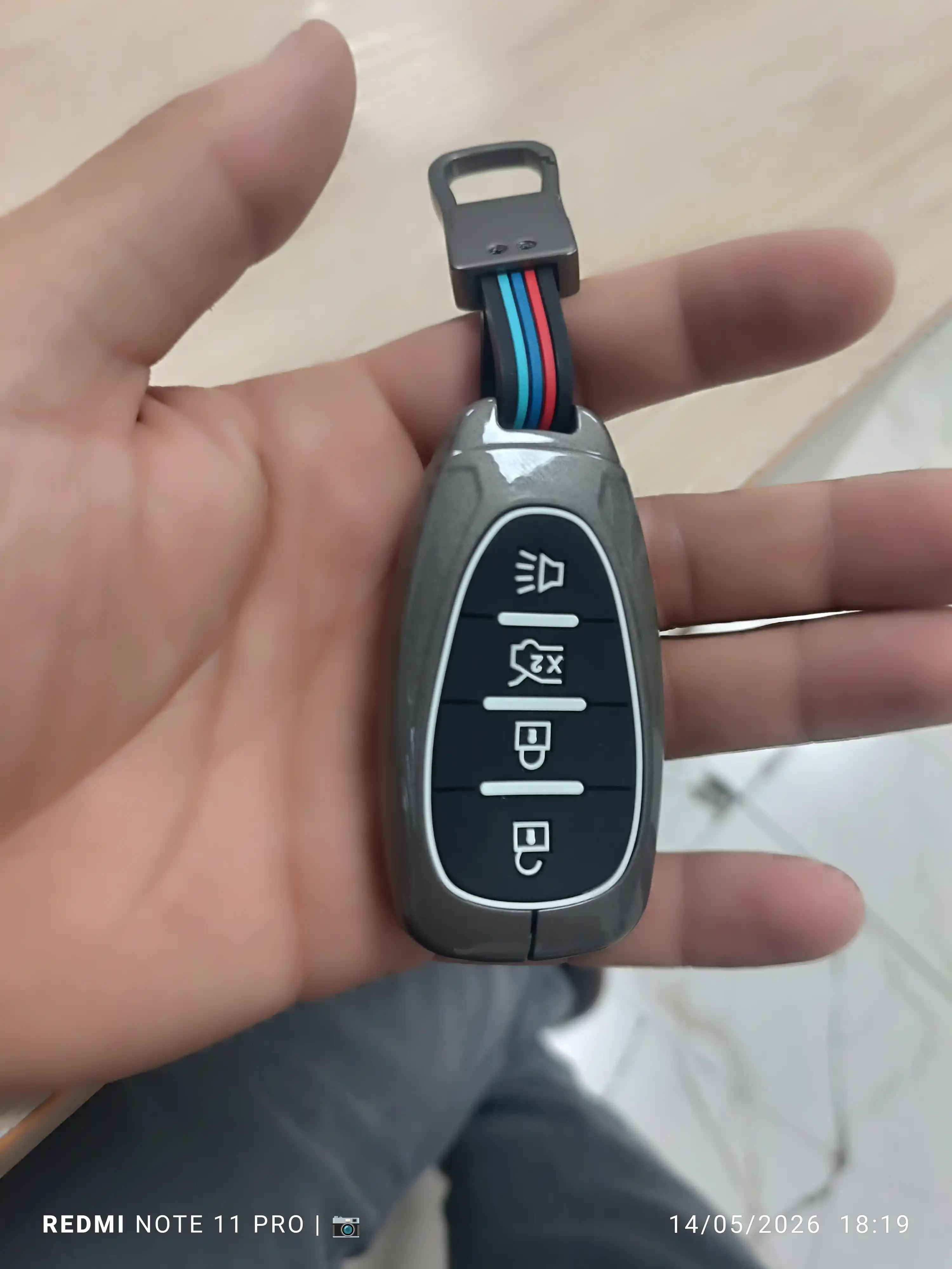 101, 909, Onix, Tracker2, Malibu2, BYD masofadan boshqarish pulti uchun temir g‘ilof