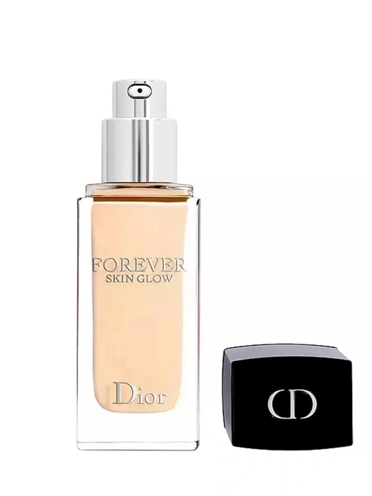 Dior Forever Skin Glow yorqin 0N qoplamali tonal kremi