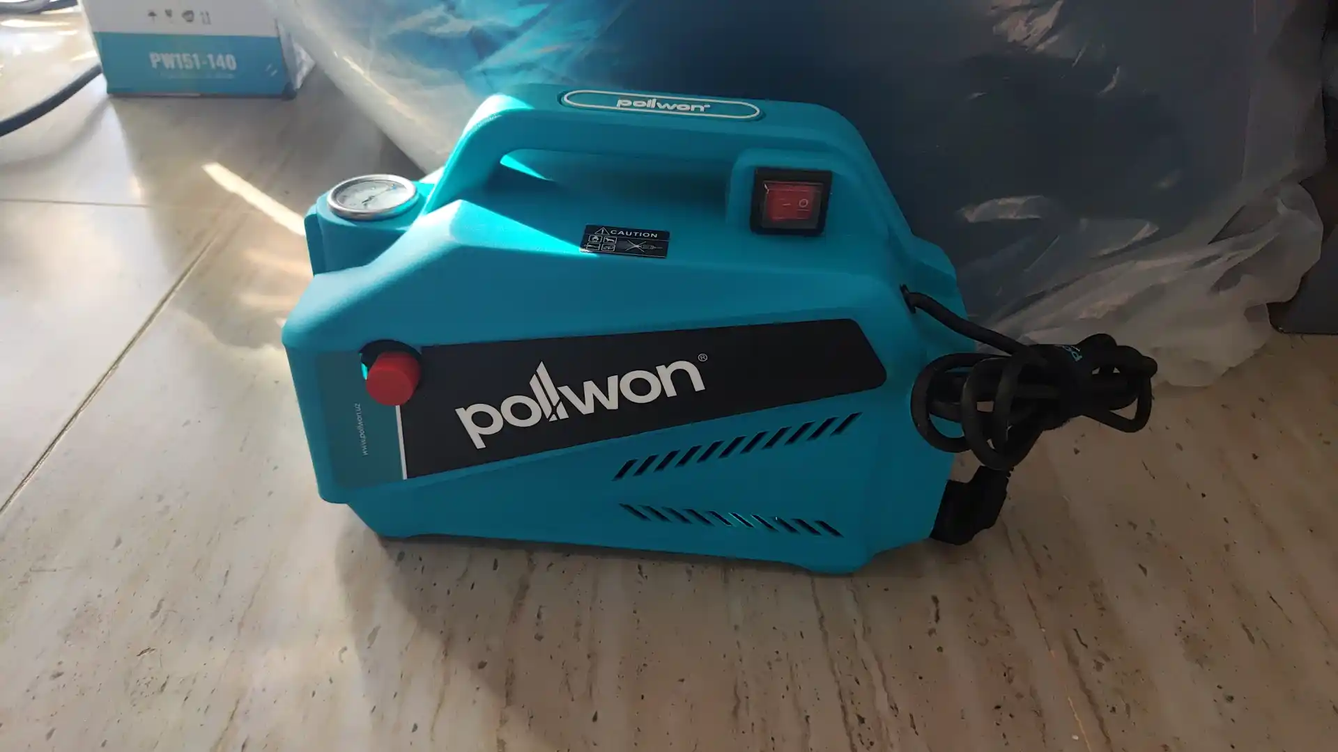 Мойка высокого давления Pollwon PW151 1200–2100 Вт 135–165 бар для авто