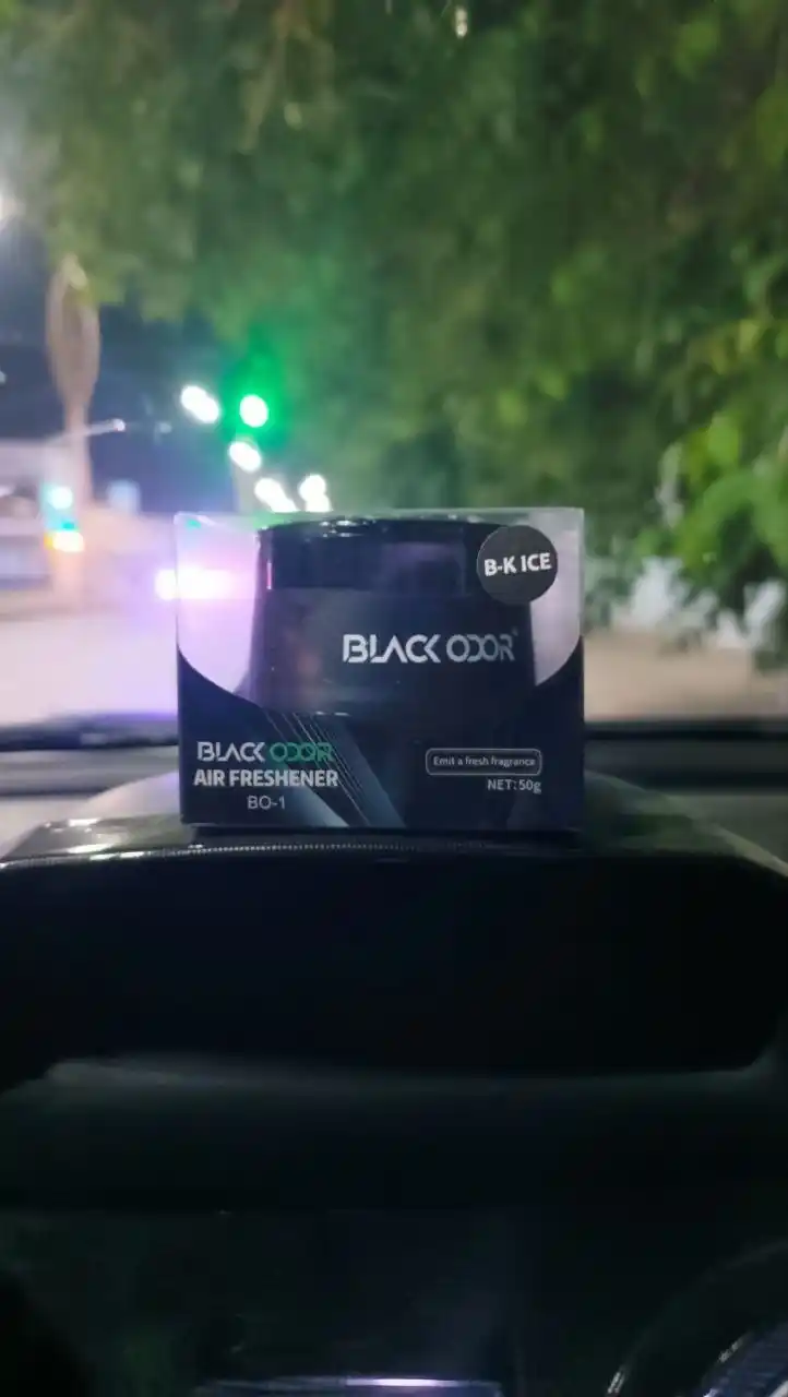 Mashina, uy, ofis uchun "BLACK ODOR" xushbo‘ylantiruvchisi va xushbo‘ylantiruvchisi