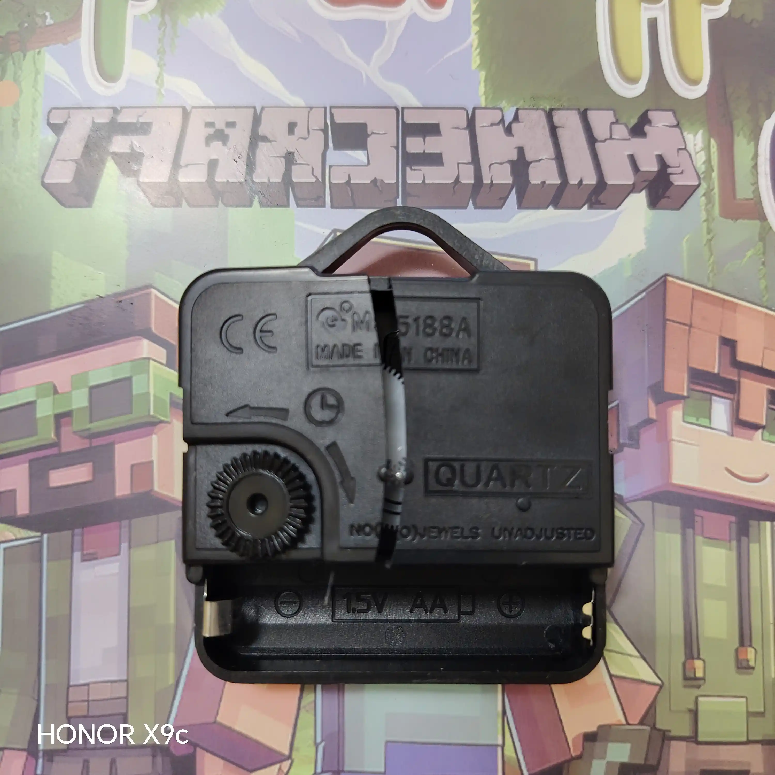 Часы настенные для детской "Minecraft", стеклянные, 20х20 см