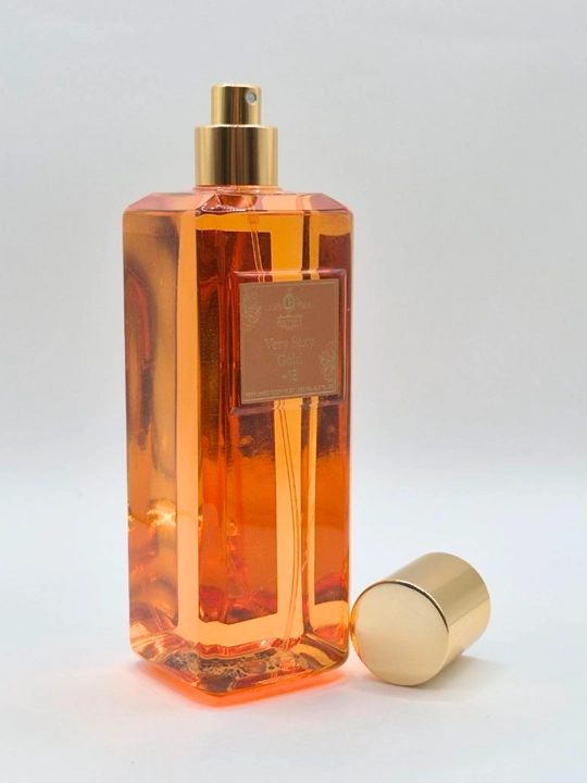 +18 Very Sexy Gold Perfumed Body Mist — ayollar uchun tana spreyi - 