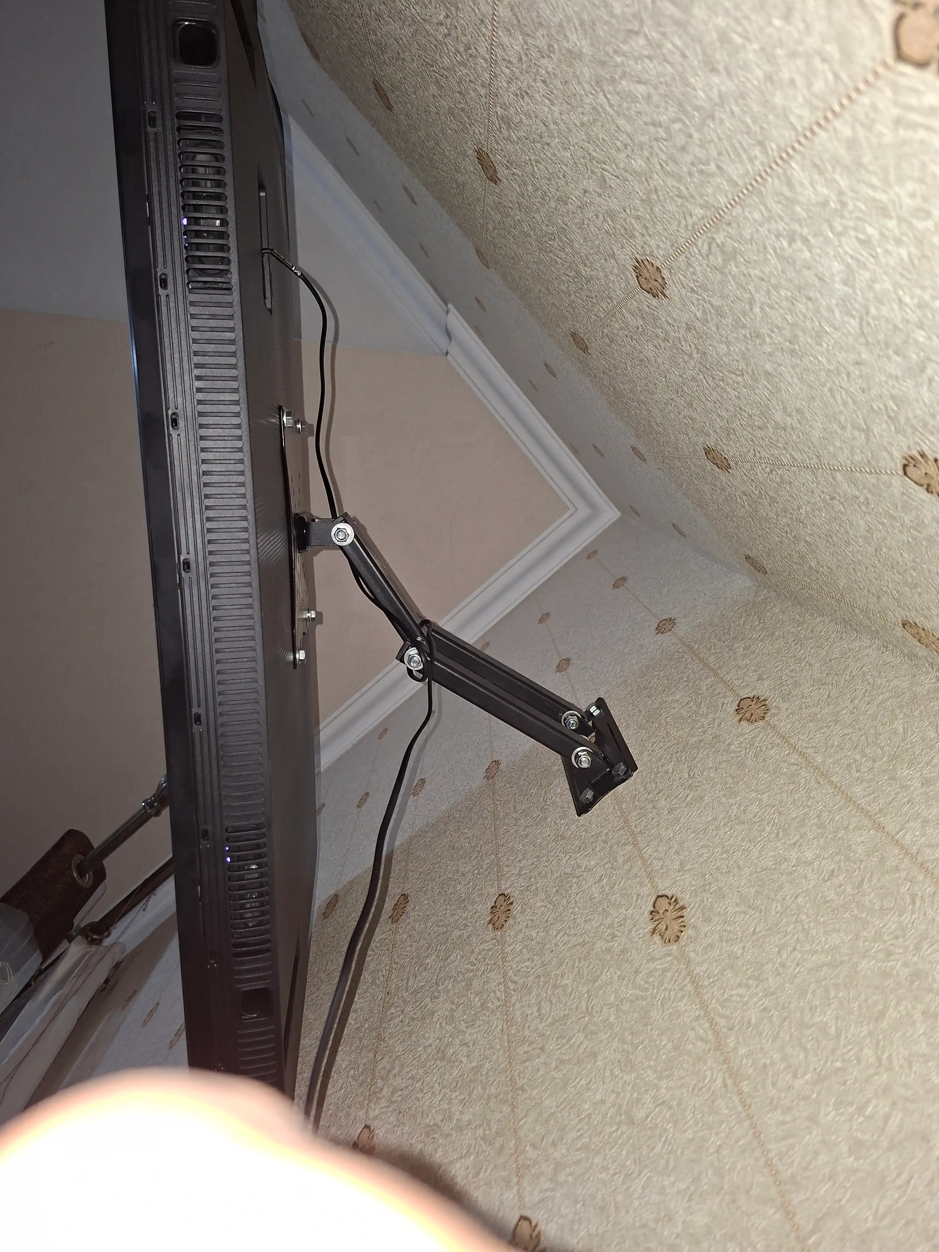Televizor uchun kronshteyn INNOTECH MAX 17''-55''