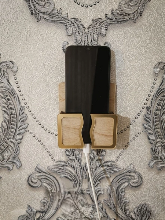 Tabiiy yog'ochdan yasalgan smartfon ushlagichi