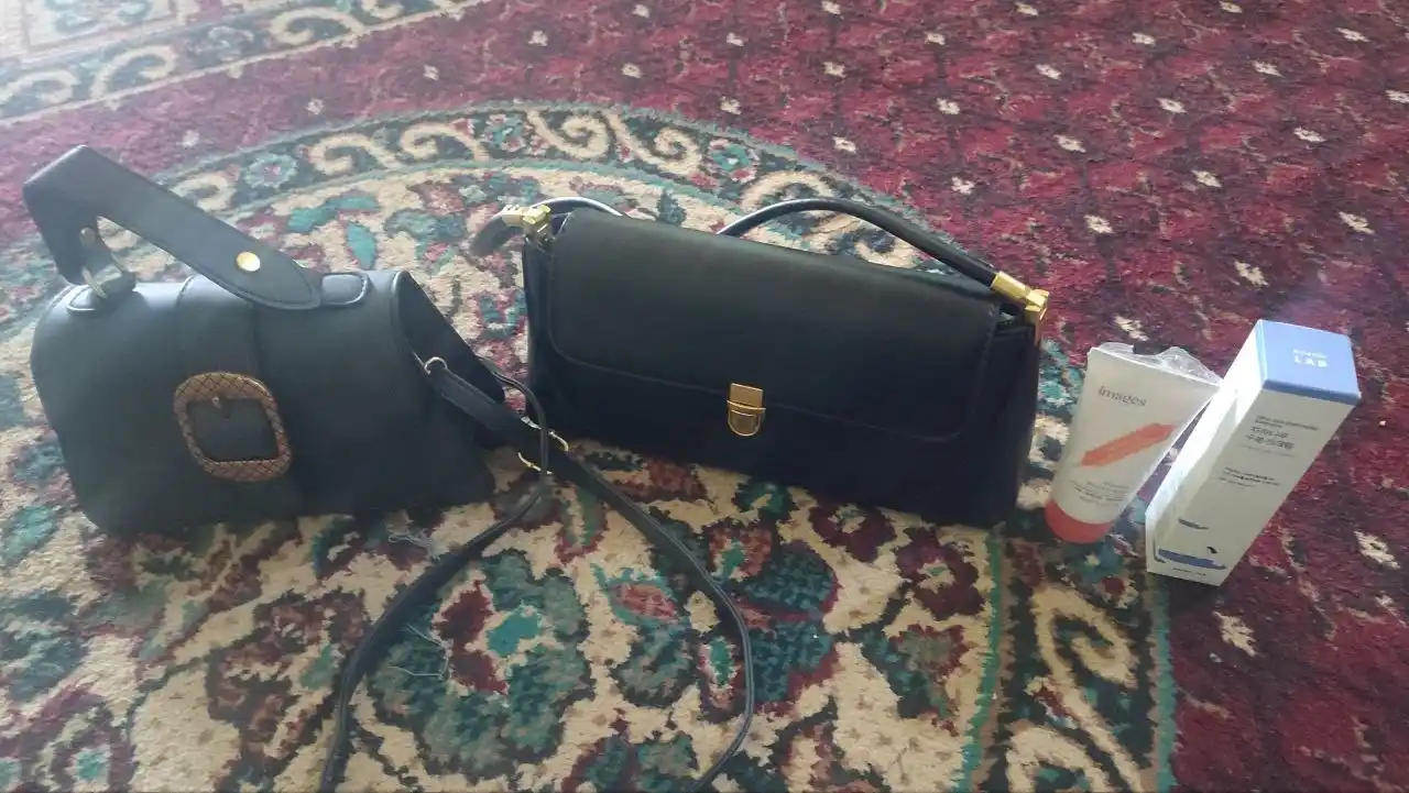 Ayollar sumkasi, yelka orqali, tutqichli, eko charmdan