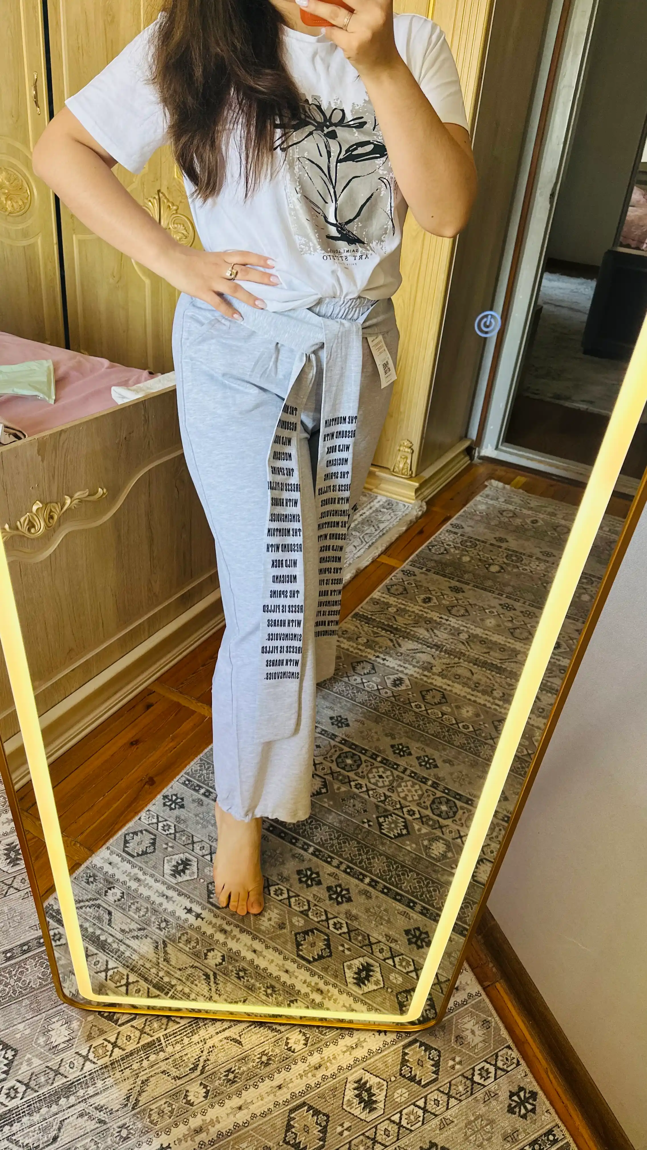 Ayollar yozgi sport shimi, keng oversize shim, yozgi triko