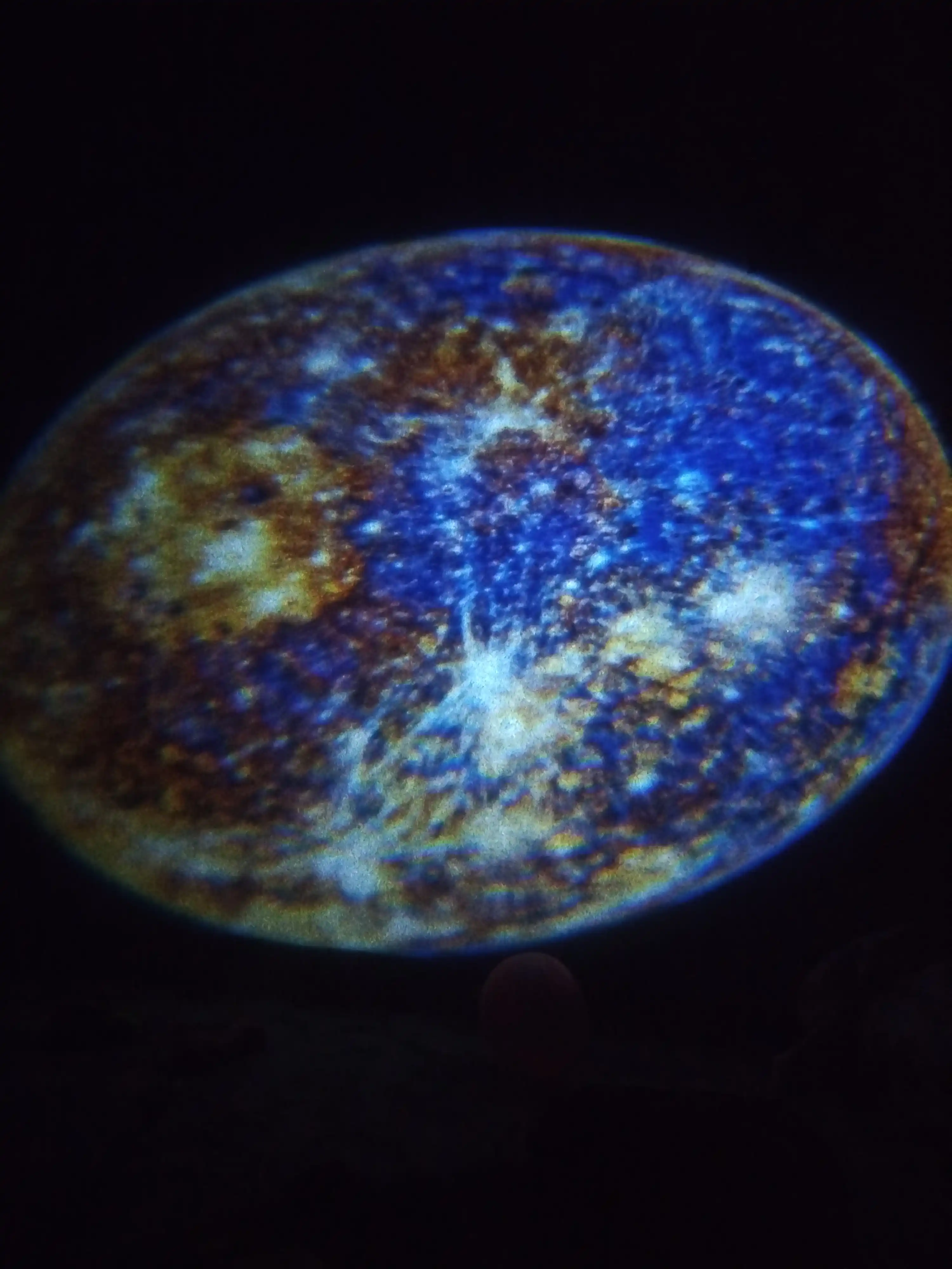 6 ta almashtiriladigan nasadkali PLANETARIUM USB tungi yoritgich-sayyoralar proyektori