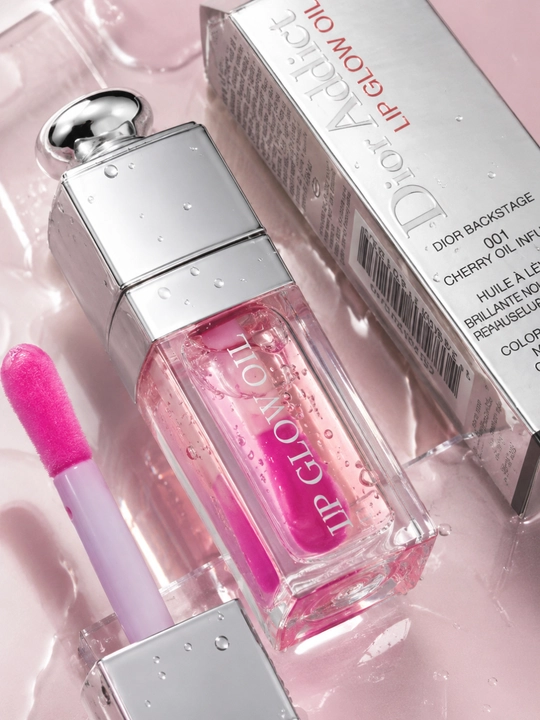 Dior Lip Glow Oil 001 Pink lab uchun yaltiroq namlantiruvchi moyi, nafis pushti yaltiroq ta’sirga ega