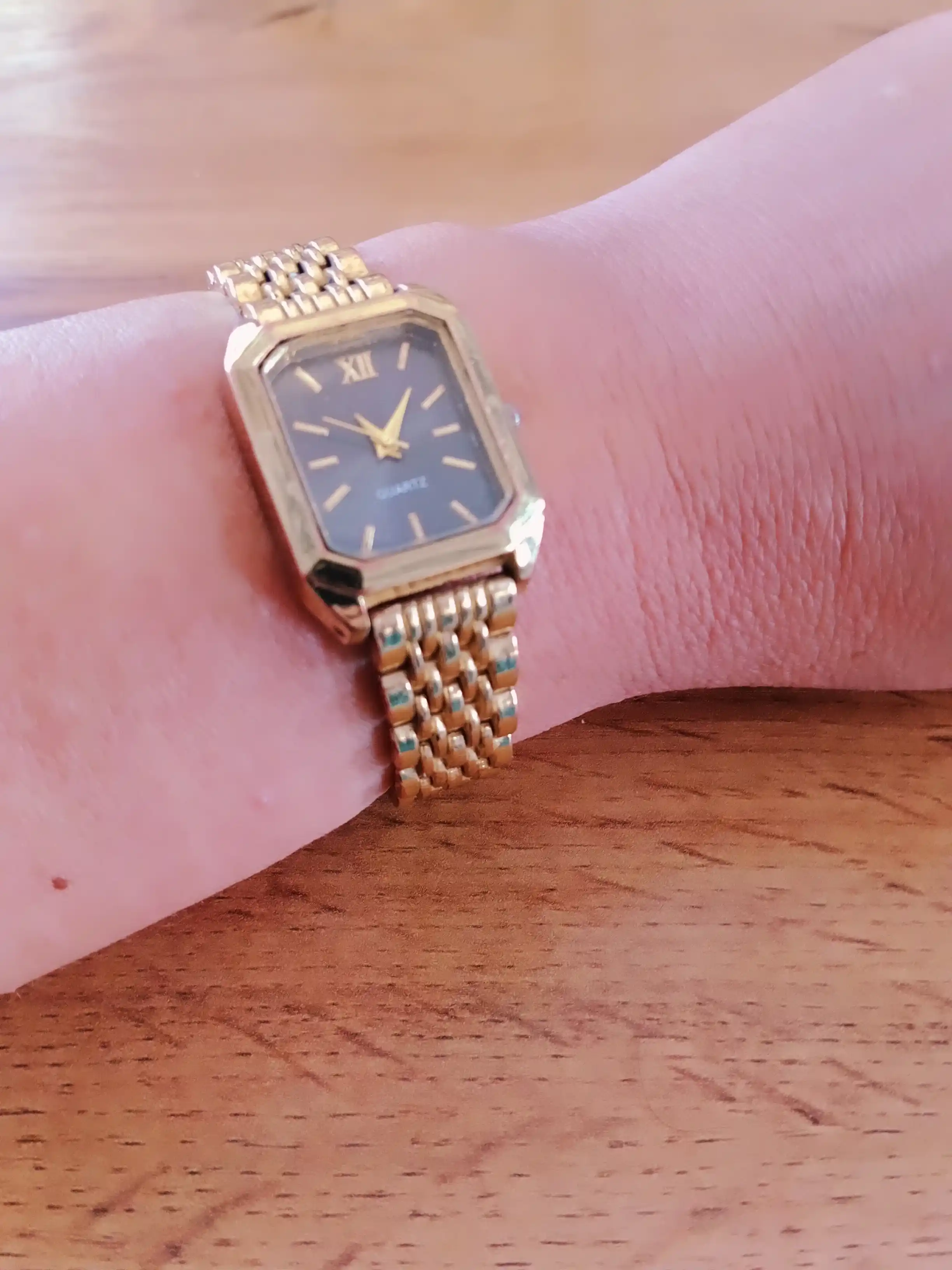 Ayollar soati, qo‘l soati, ayollar va qizlar uchun klassik soatlar