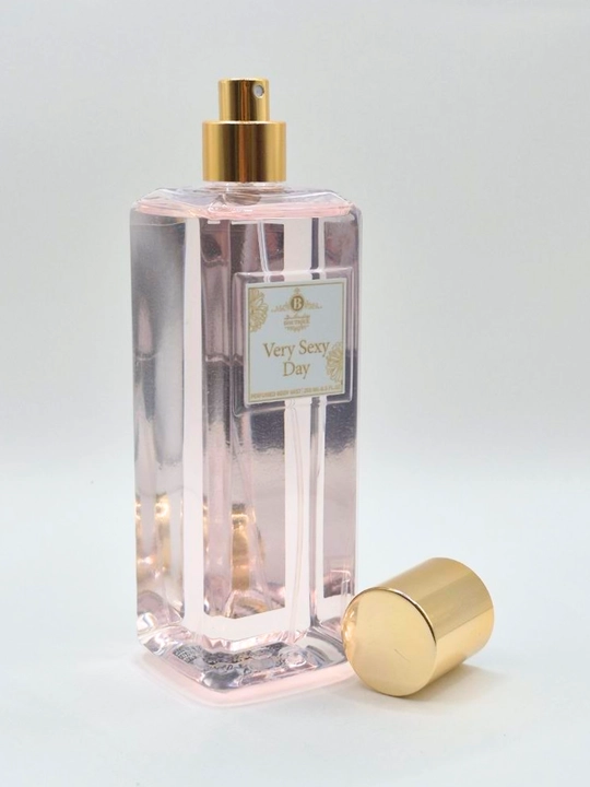 Very Sexy Day — ayollar uchun parfumeriya body mist spreyi - 