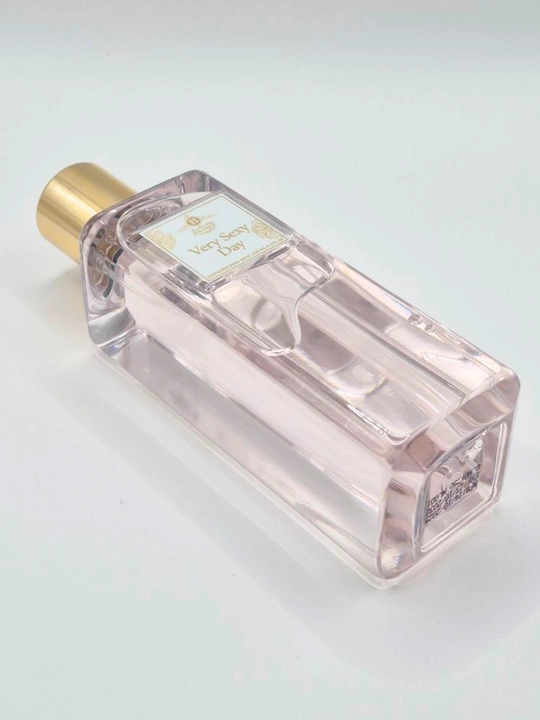 Very Sexy Day — ayollar uchun parfumeriya body mist spreyi