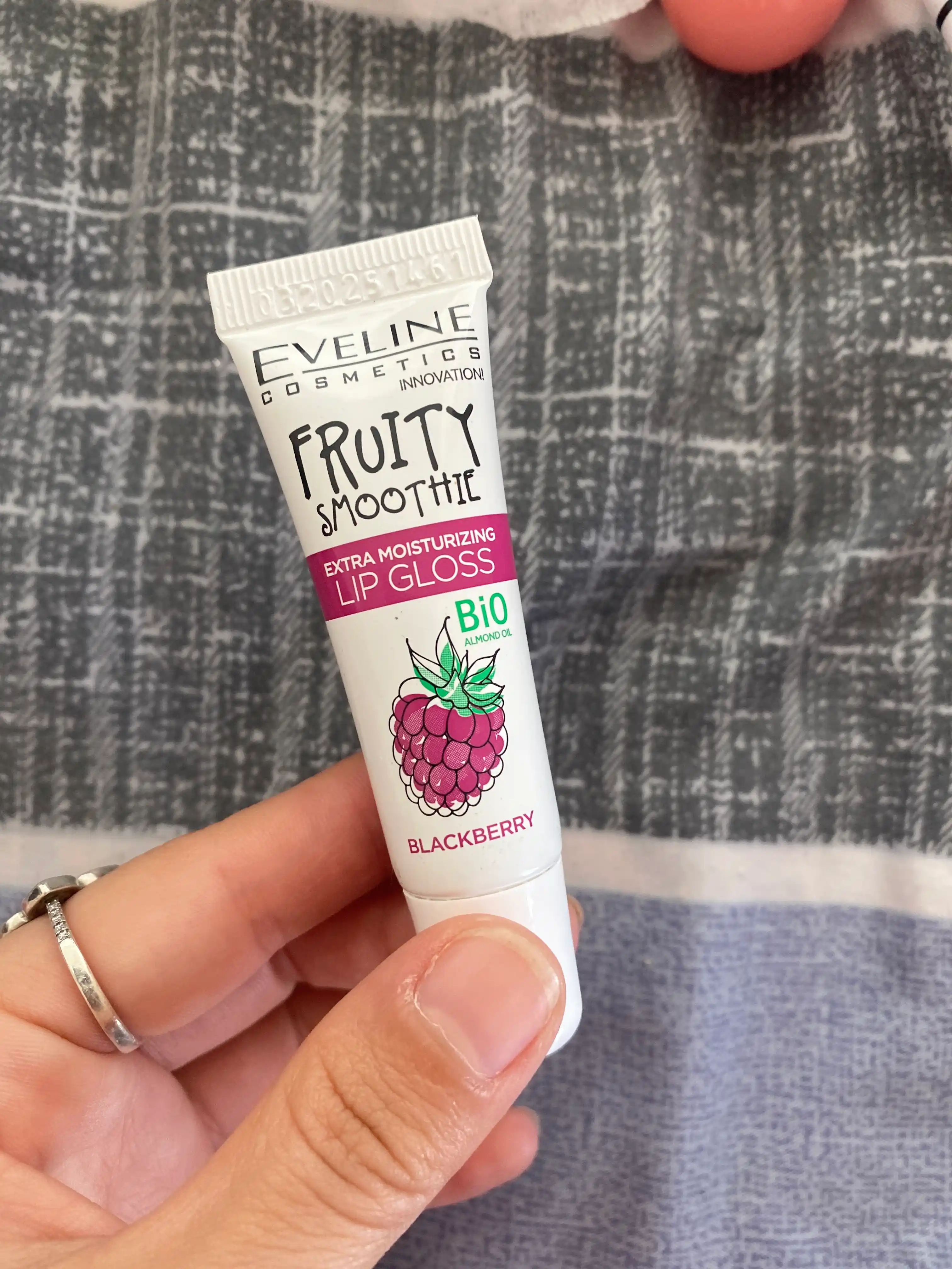 Yuz uchun blesk Eveline Fruity Smoothie, maymunjon, 12 ml