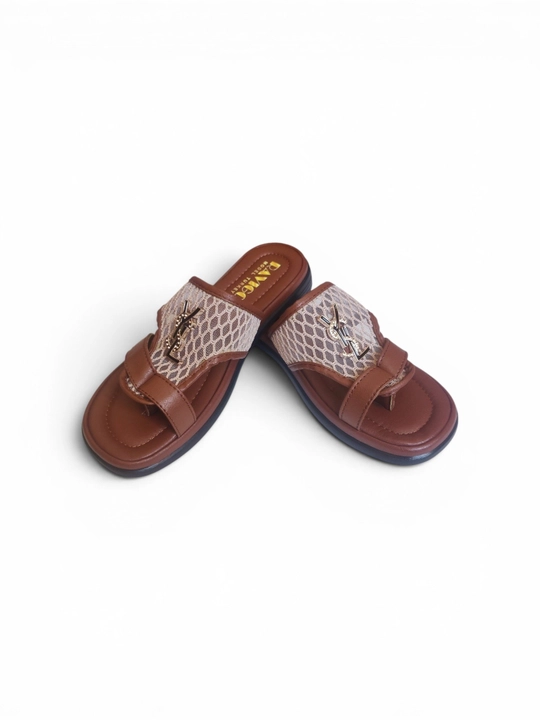 Ayollar bosonojkalari, yozgi sandal tapochlakar, slansi