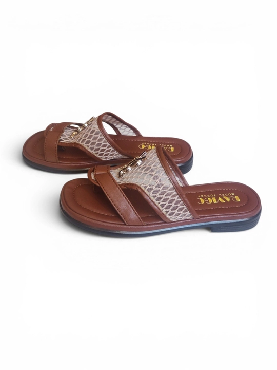 Ayollar bosonojkalari, yozgi sandal tapochlakar, slansi