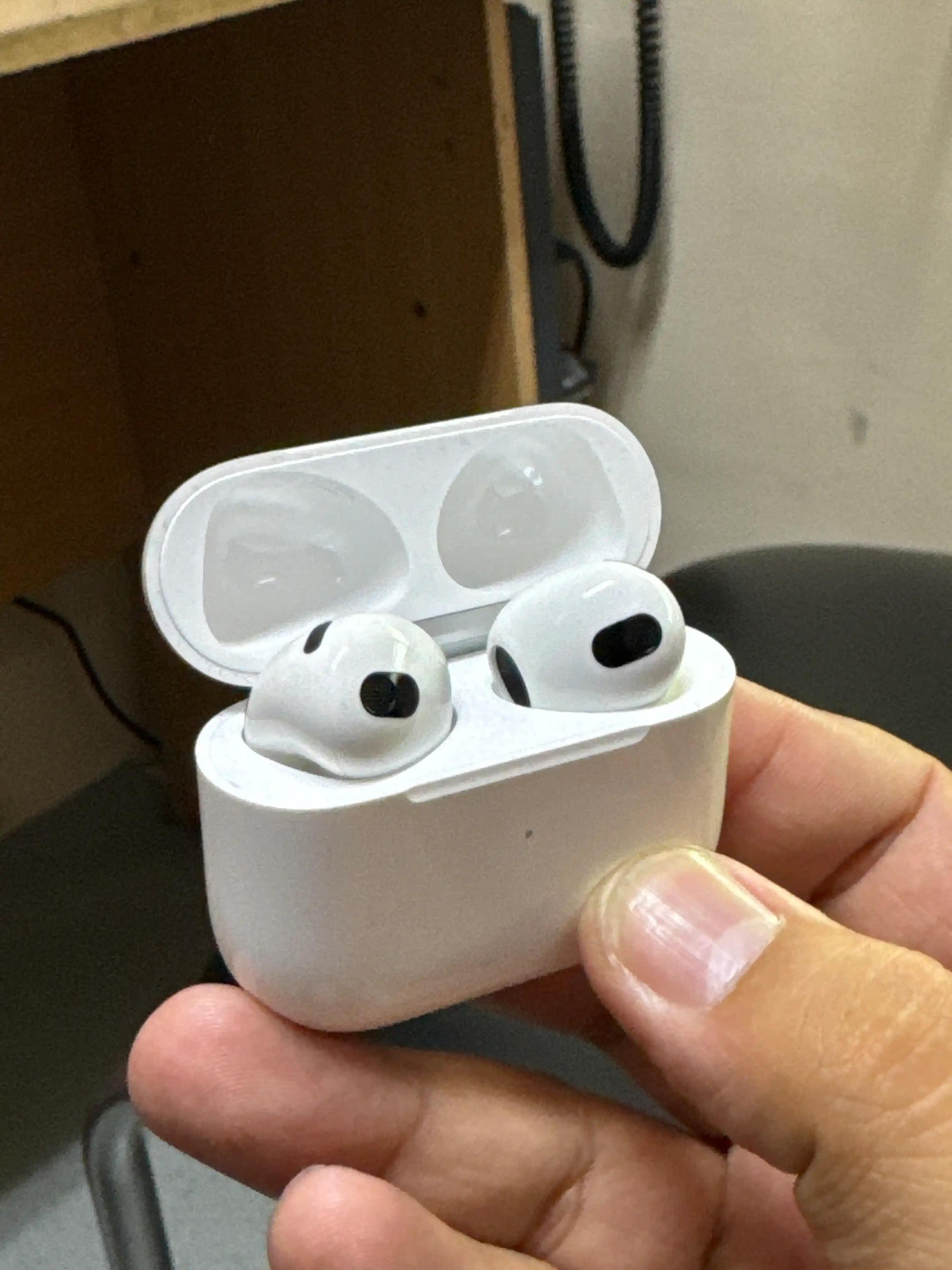 Simsiz quloqchinlar Apple AirPods 3