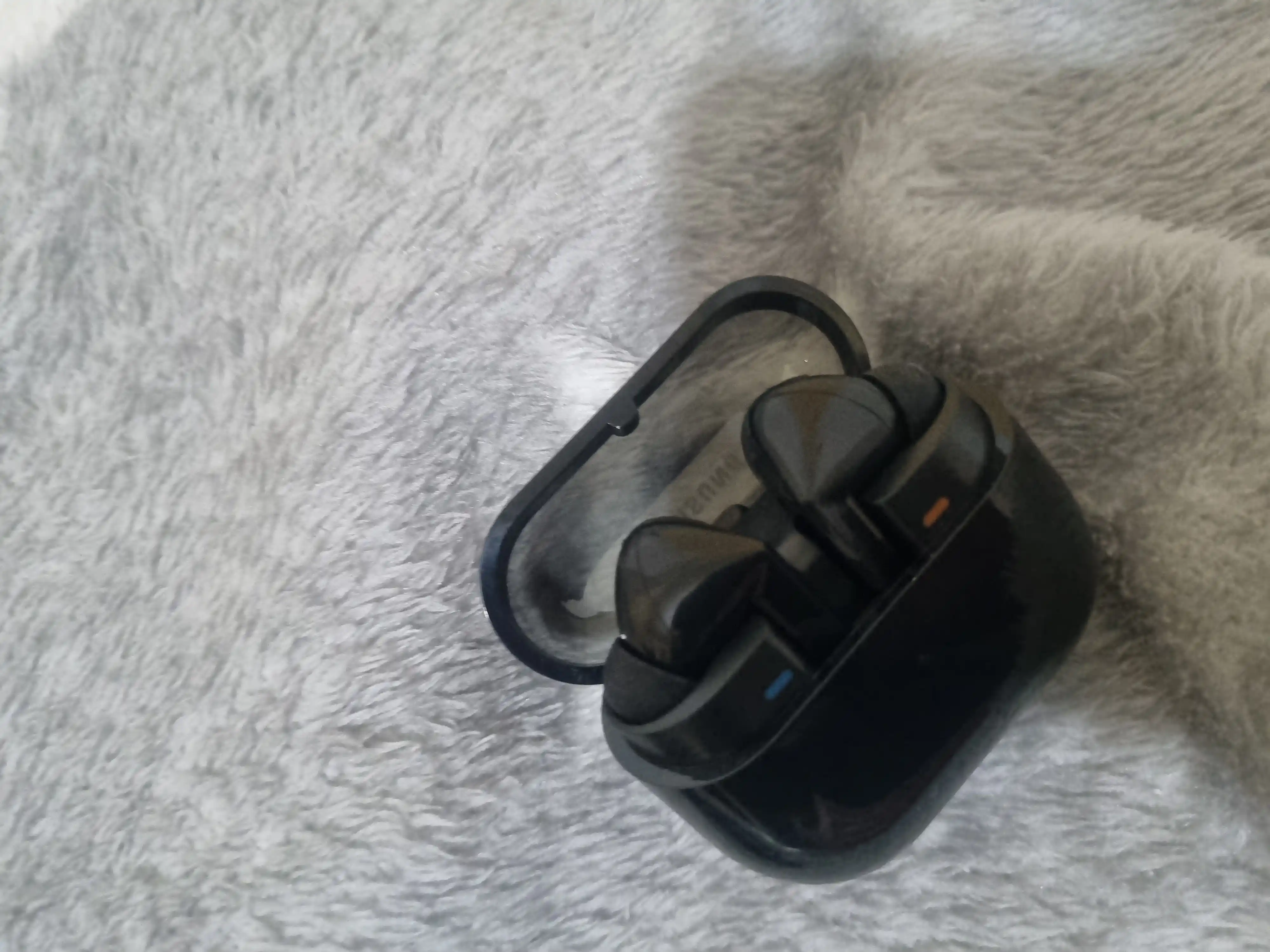 Galaxy Buds simsiz quloqchinlari