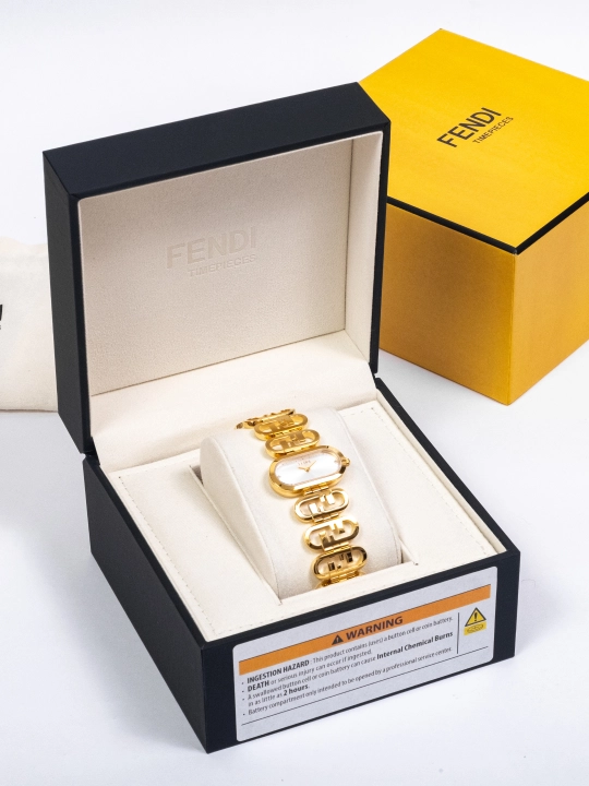 Ayollar qo'l soati Fendi O'Lock