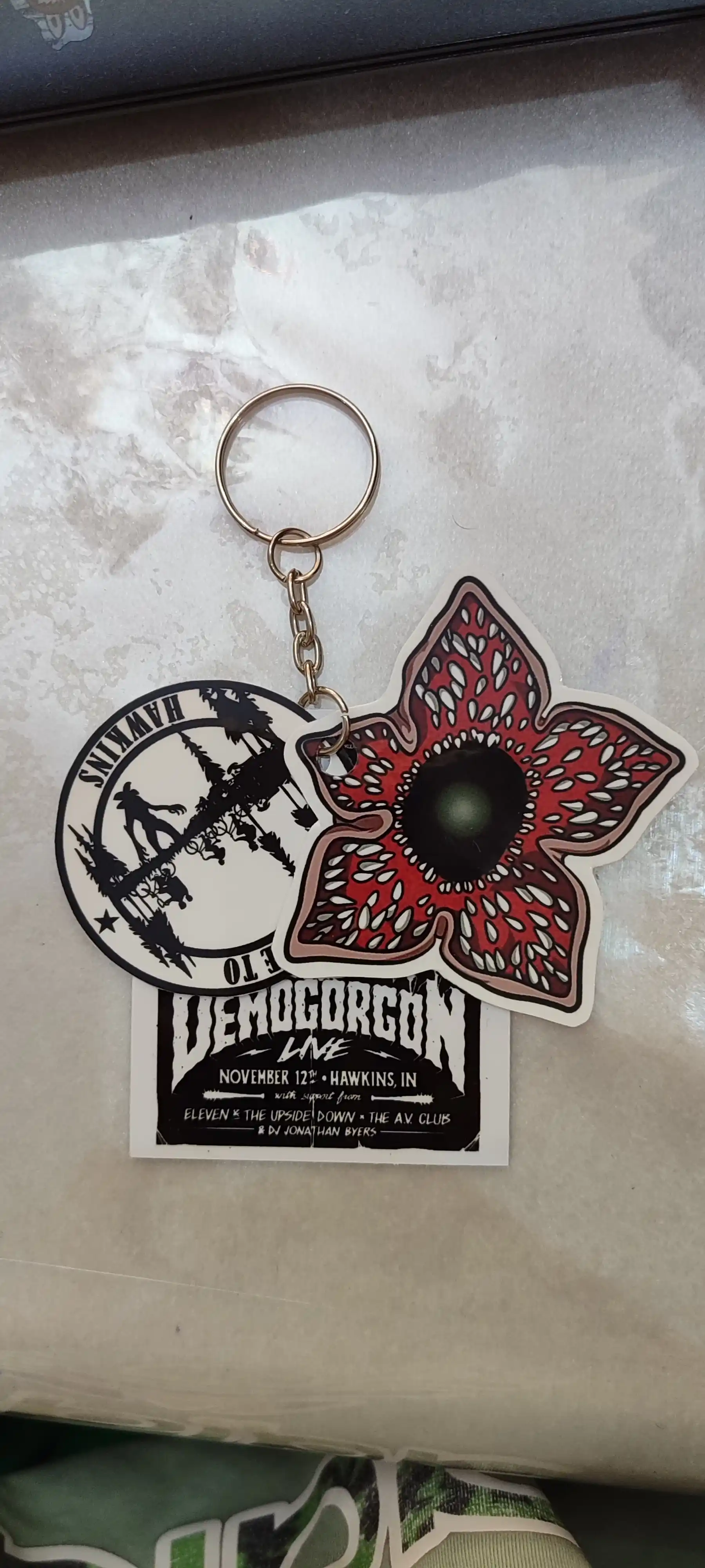 «Очень странные дела» Брелоки, 3 в 1
