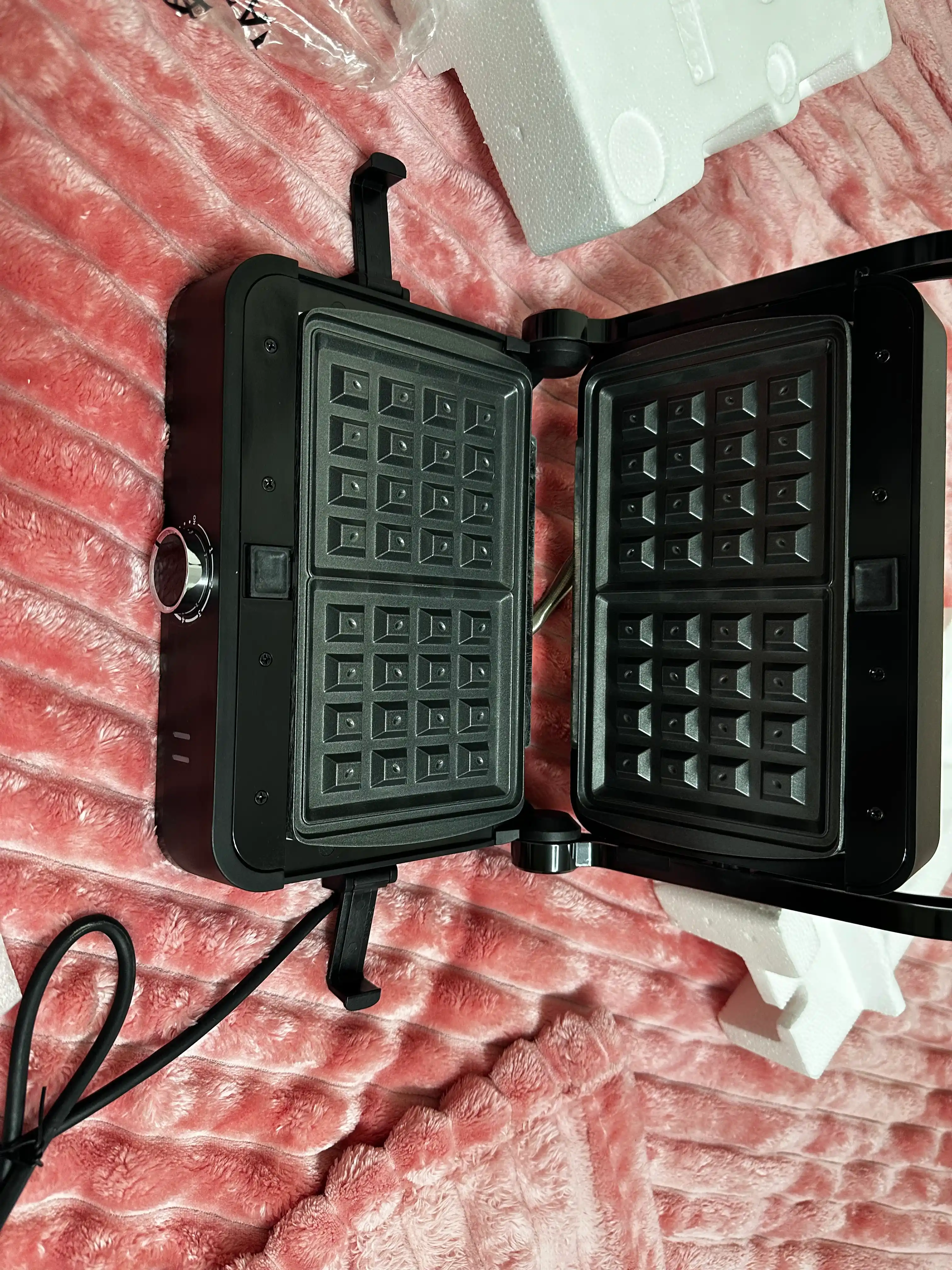 Elektr gril Vicalina, go‘sht va sabzavotlar uchun elektr gril, yopishmaydigan /1200-2400Vt