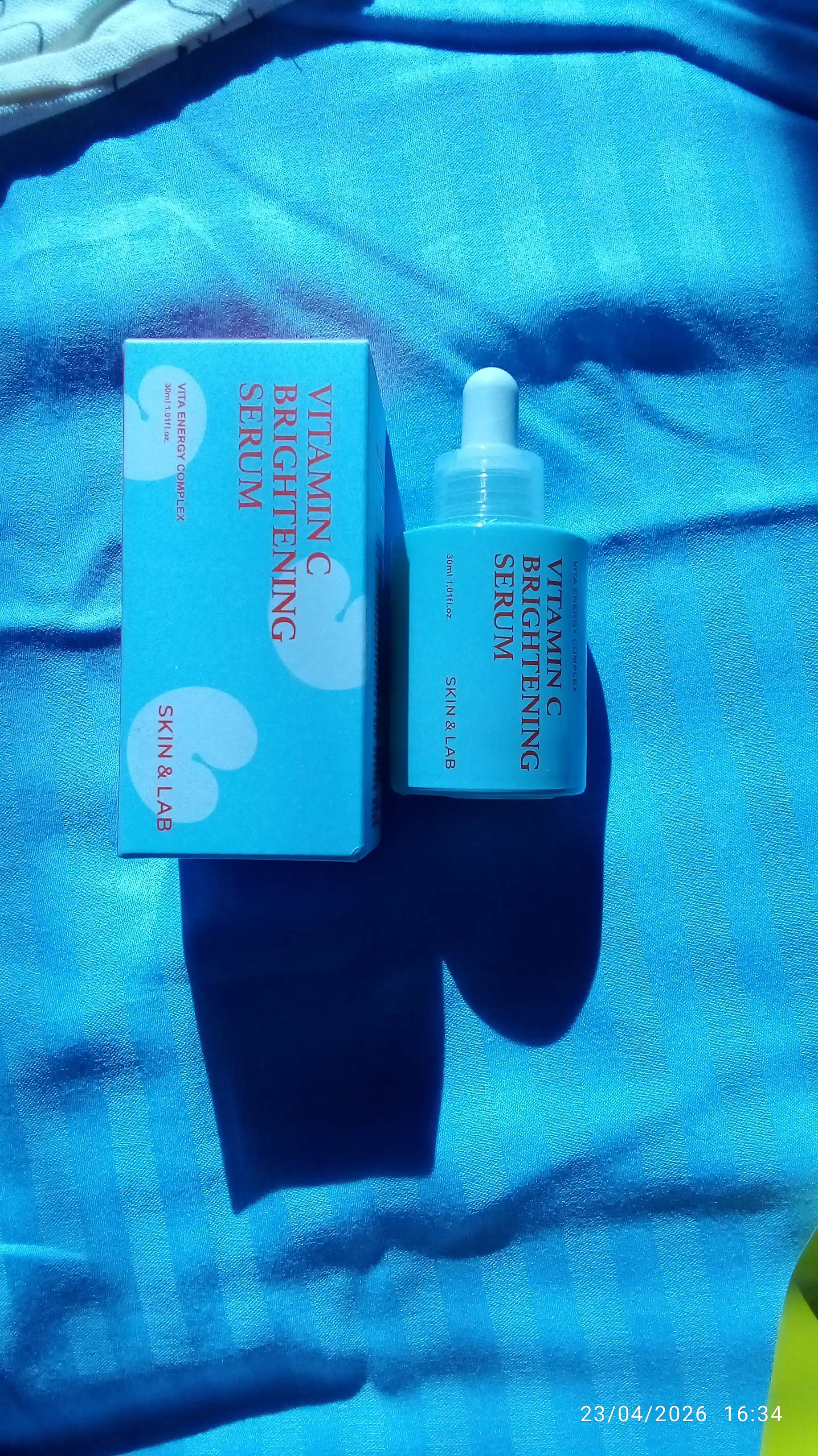 Осветляющая сыворотка с витамином C и пептидами Skin&Lab Vitamin C Brightening Serum