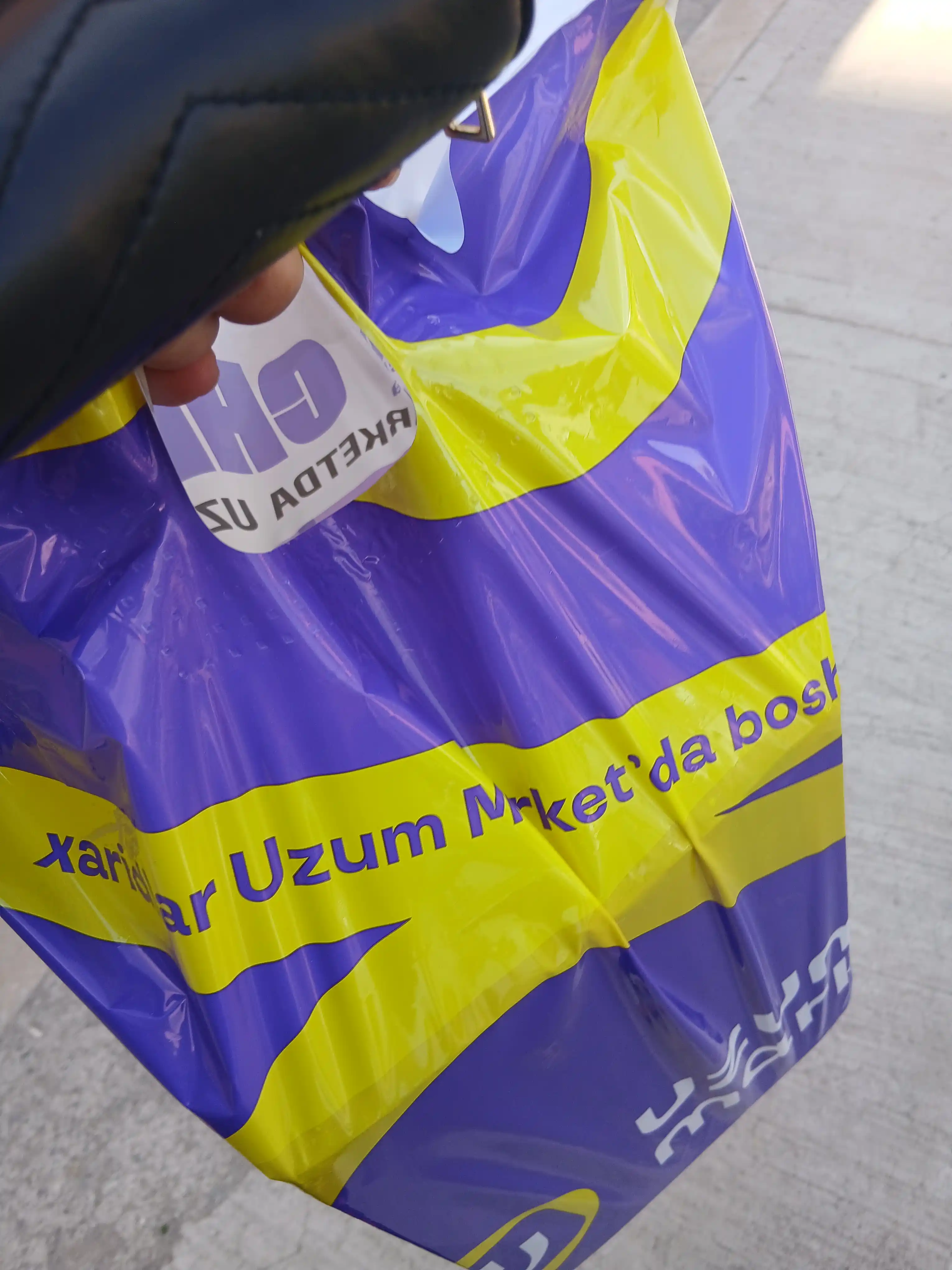 Uy va ofis uchun elektron mini seyf, ochish uchun kalit va parol, olcham: 17 * 23 * 17