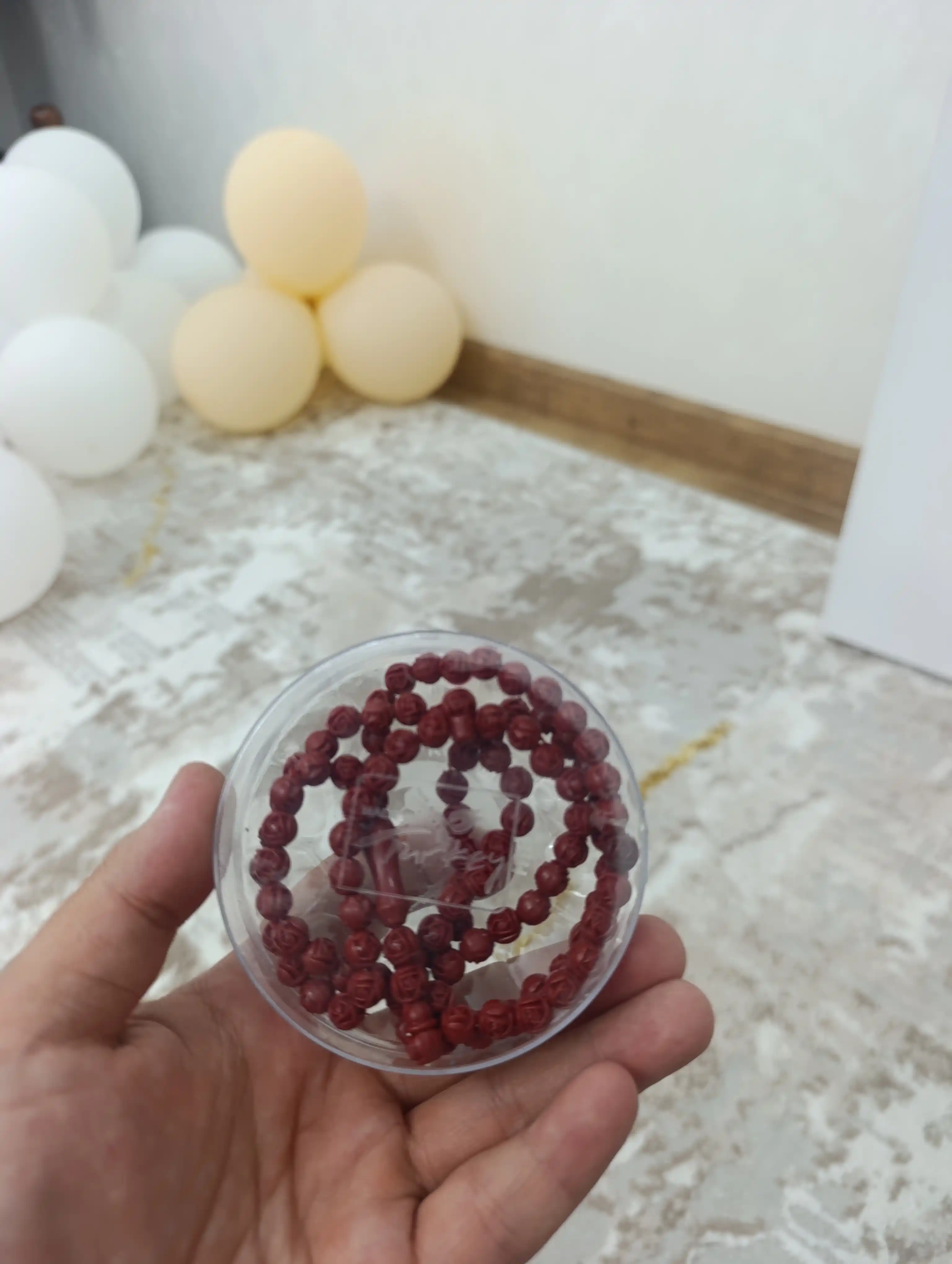 Hidli Tasbeh zikr va istig'for uchun, 99 donalik, atirgul ifori, himoya keysi bilan