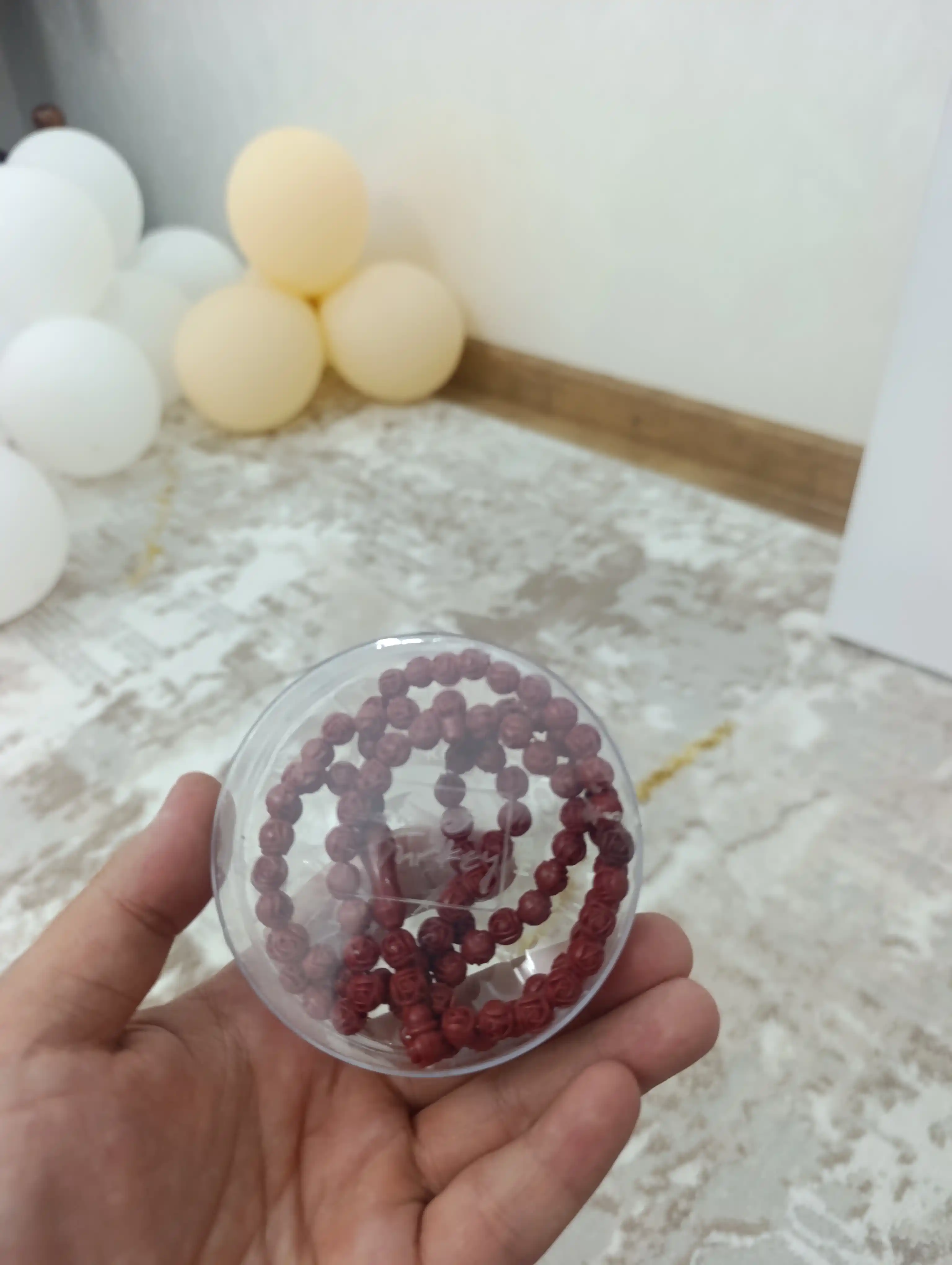 Hidli Tasbeh zikr va istig'for uchun, 99 donalik, atirgul ifori, himoya keysi bilan