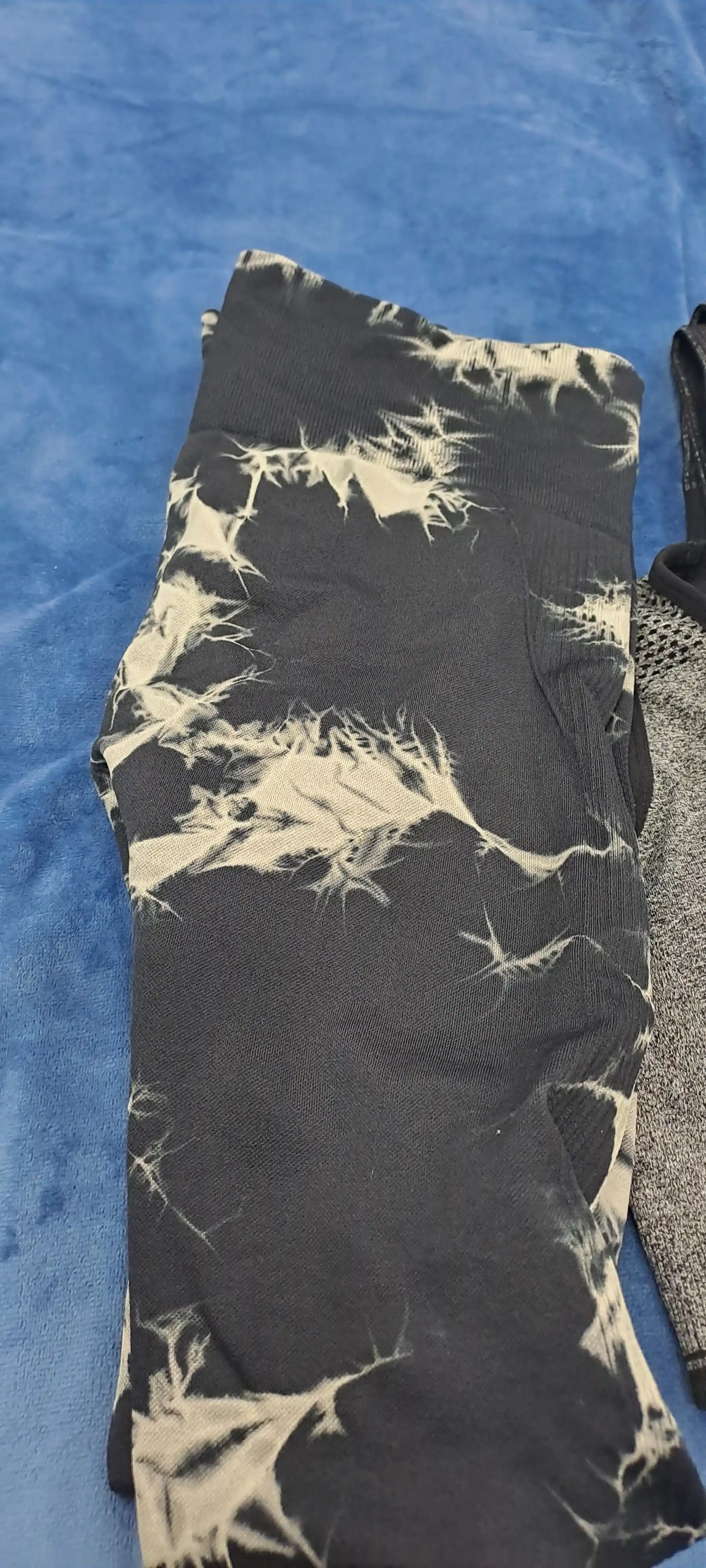 Леггинсы спортивные, лосины для фитнеса, Push-Up, Tie-dye, утягивающие, подчеркивает формы