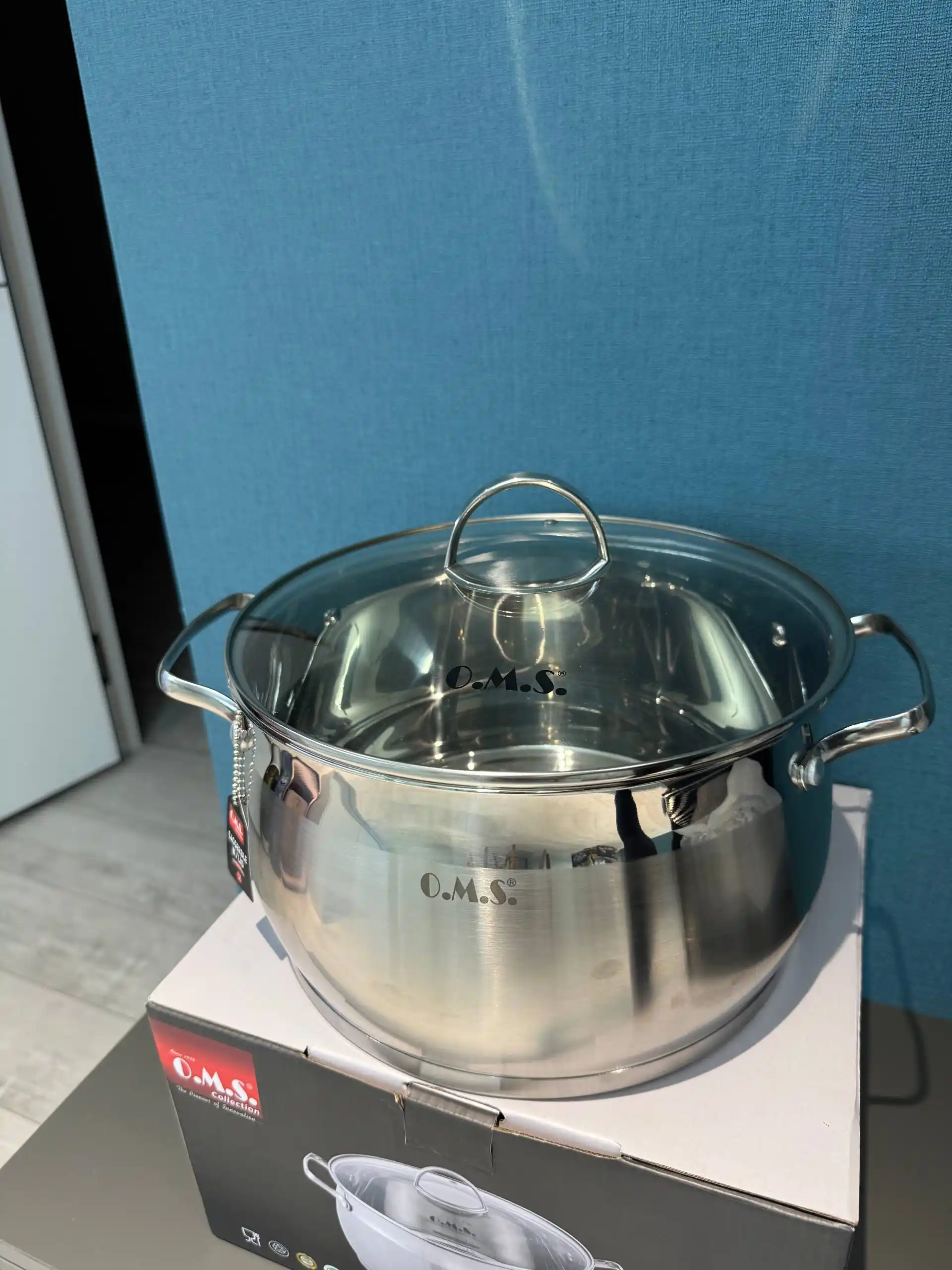 Кастрюля из нержавеющей стали со стеклянной крышкой O.M.S 16018