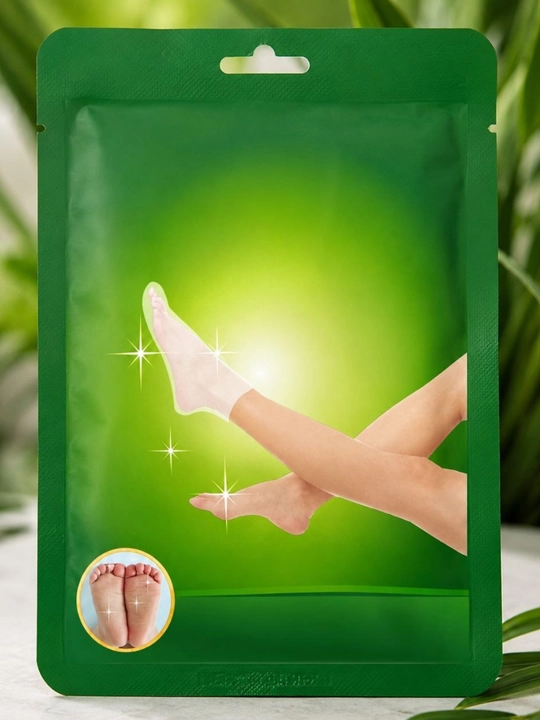 JIGOTT Foot Peeling Mask — очищающая и увлажняющая маска-пилинг для ног
