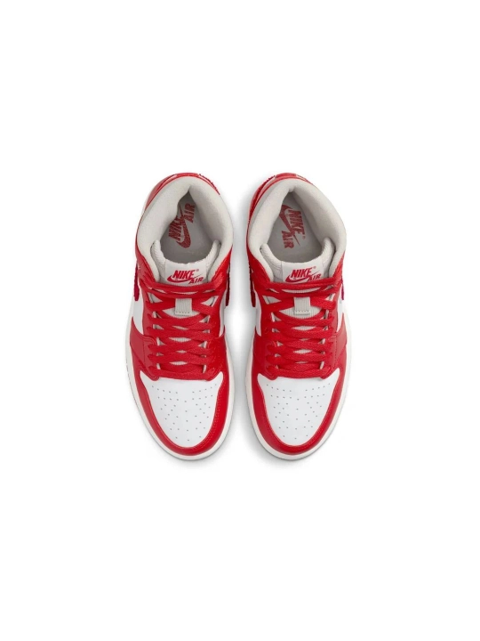 Nike Air Jordan 1 High OG 'Newstalgia Chenille'