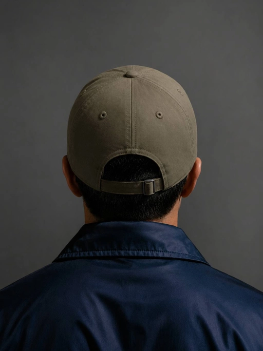 Minimalist beysbol kepkasi, nafas oluvchi paxta materialidan tayyorlangan unisex