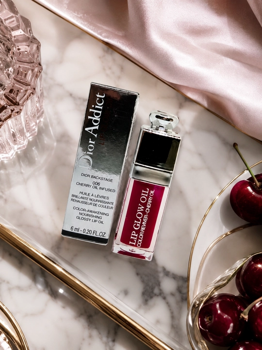 Масло-блеск для губ Dior Lip Glow Oil 006 Berry, ягодный оттенок и сияние губ