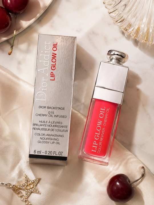 Сочный блеск-масло для губ Dior Addict Lip Glow Oil 015 ягодно-красный gloss 