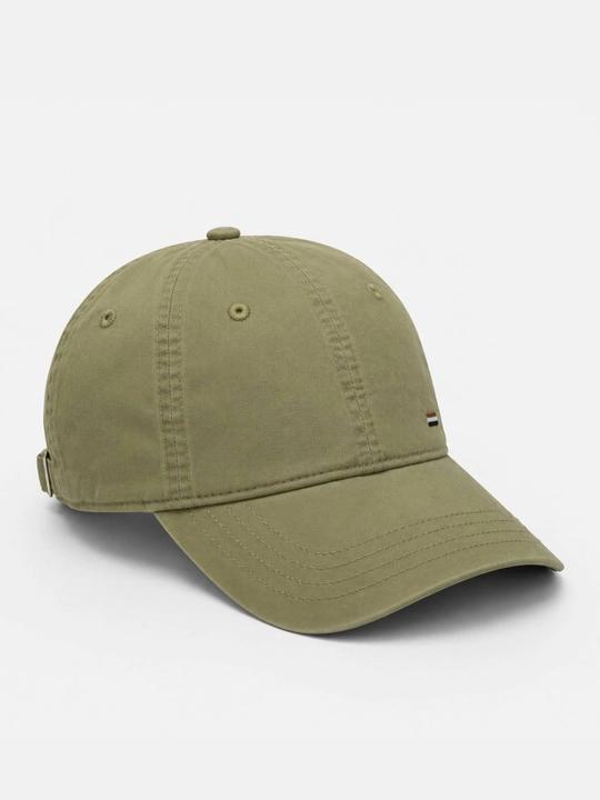 Minimalist beysbol kepkasi, nafas oluvchi paxta materialidan tayyorlangan unisex