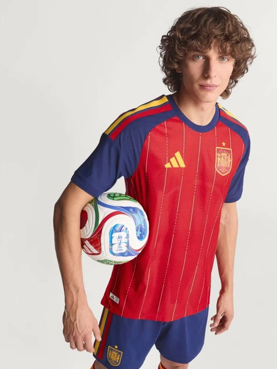 Futbol forma ispaniya terma jamoasi yangi 2026-yil mavsum - 