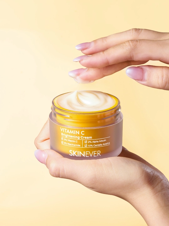Yuz uchun SKINEVER Vitamin C Brightening Cream, niatsinamid bilan oqartiruvchi, 30 g