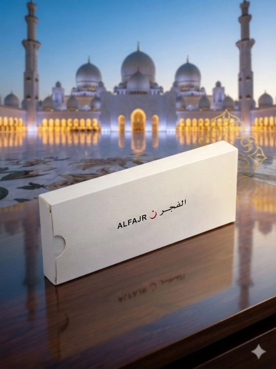 Erkaklar soati Al Fajr azonli — namoz vaqtini ko'rsatadigan islomiy bilaguzuk soat