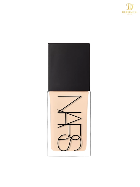 Yengil tonal asos NARS Light Reflecting Foundation tekis ton va silliq ko‘rinish