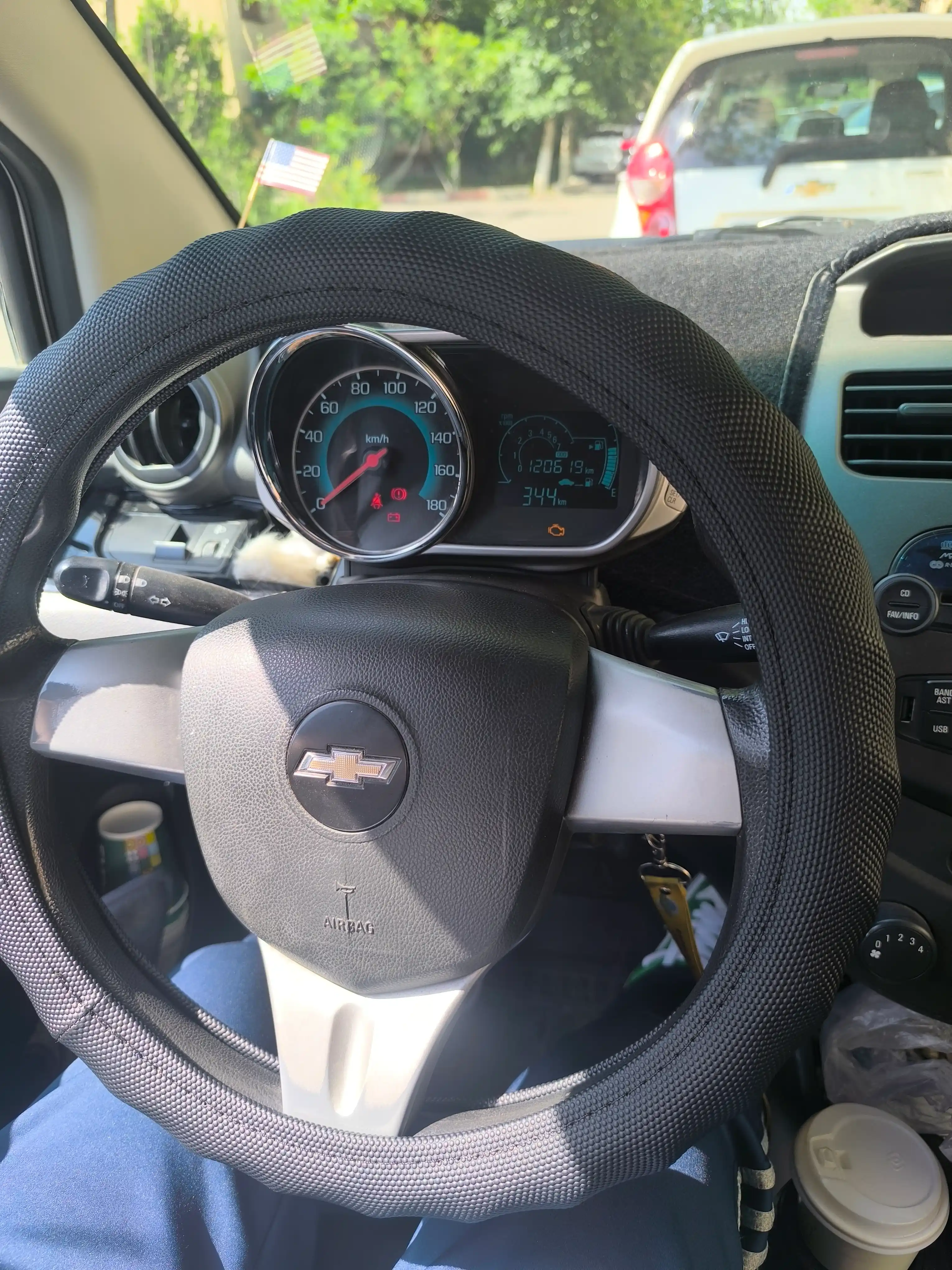 Массажный чехол на руль, универсальный(Damas/Cobalt/Spark/Nexia/Lacetti/Tracker/Onix/Matiz