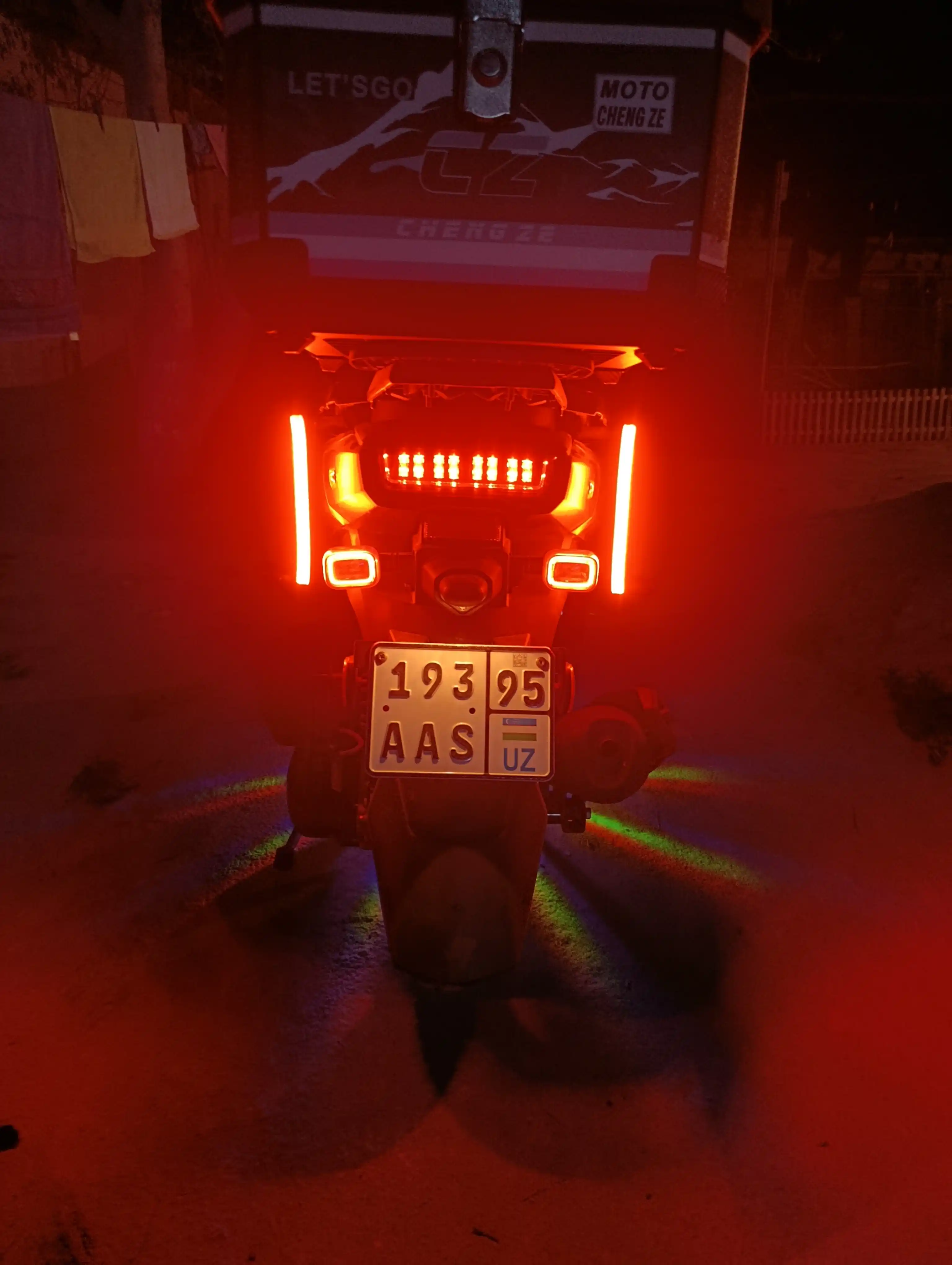 Mototsikl uchun LED orqa stop chiroq, yuguruvchi burilish signali, yorqin yoritish 12v