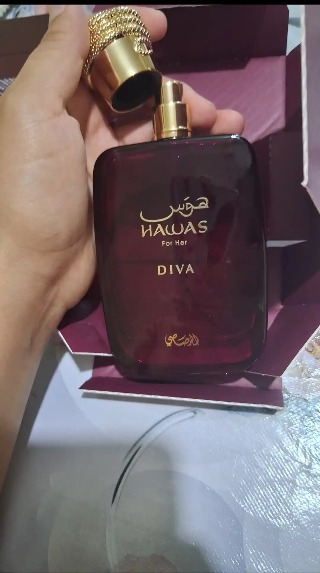 Ayollar uchun Lattafa YARA parfyumerlangan suvi, 100 ml
